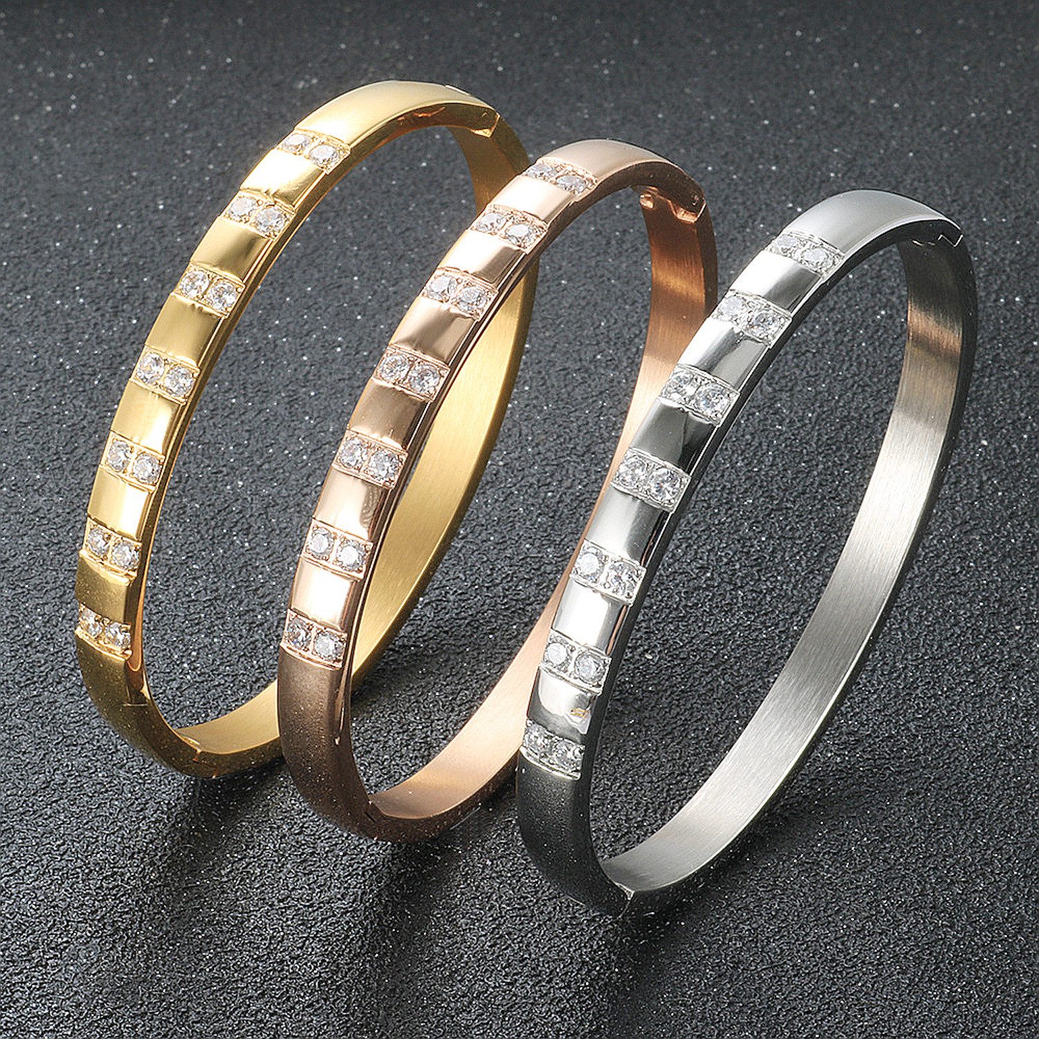 KARMA Armreif Damen Gold oder Silber günstig online kaufen