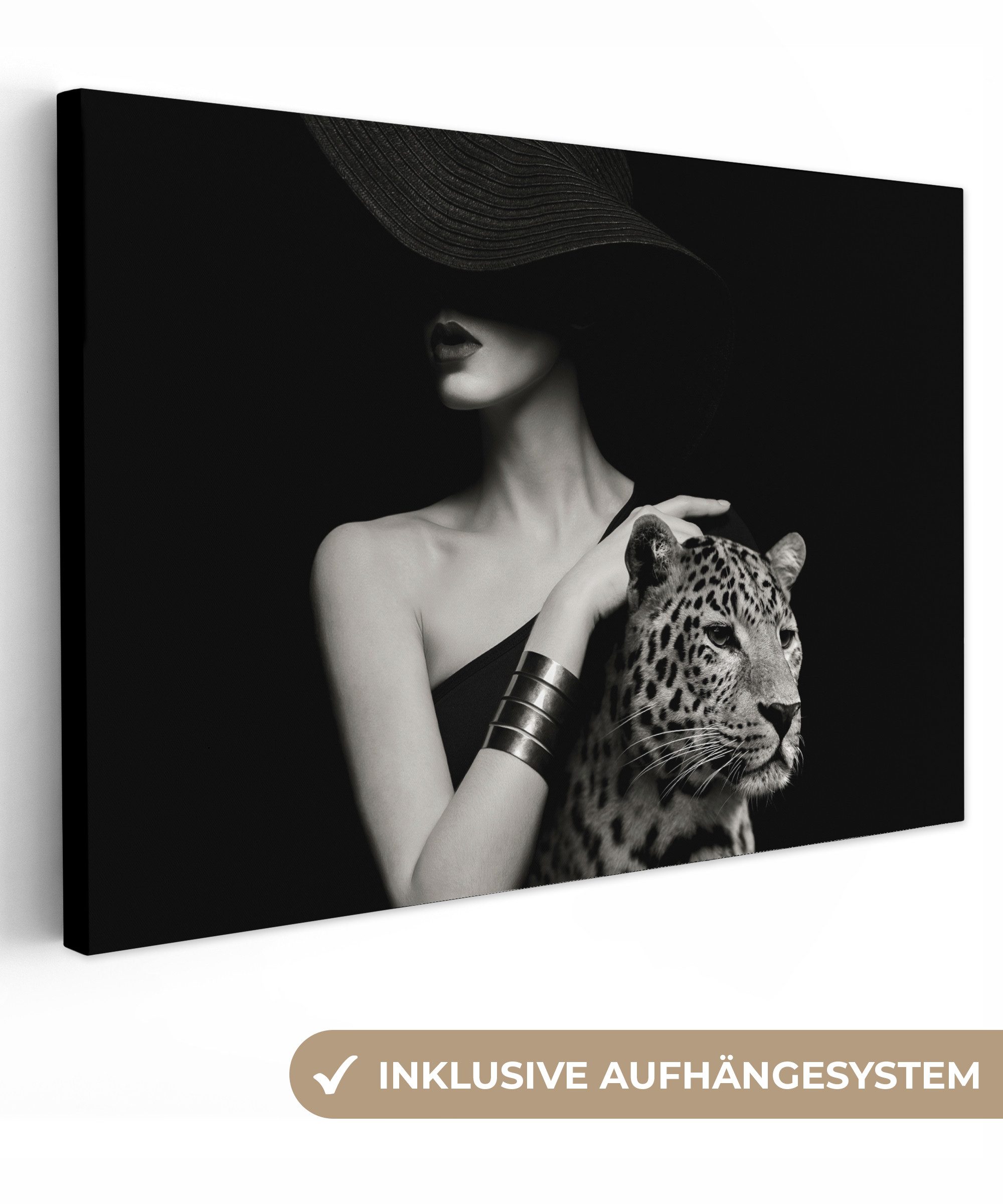 OneMillionCanvasses® Leinwandbild Frau - Leopard - günstig online kaufen