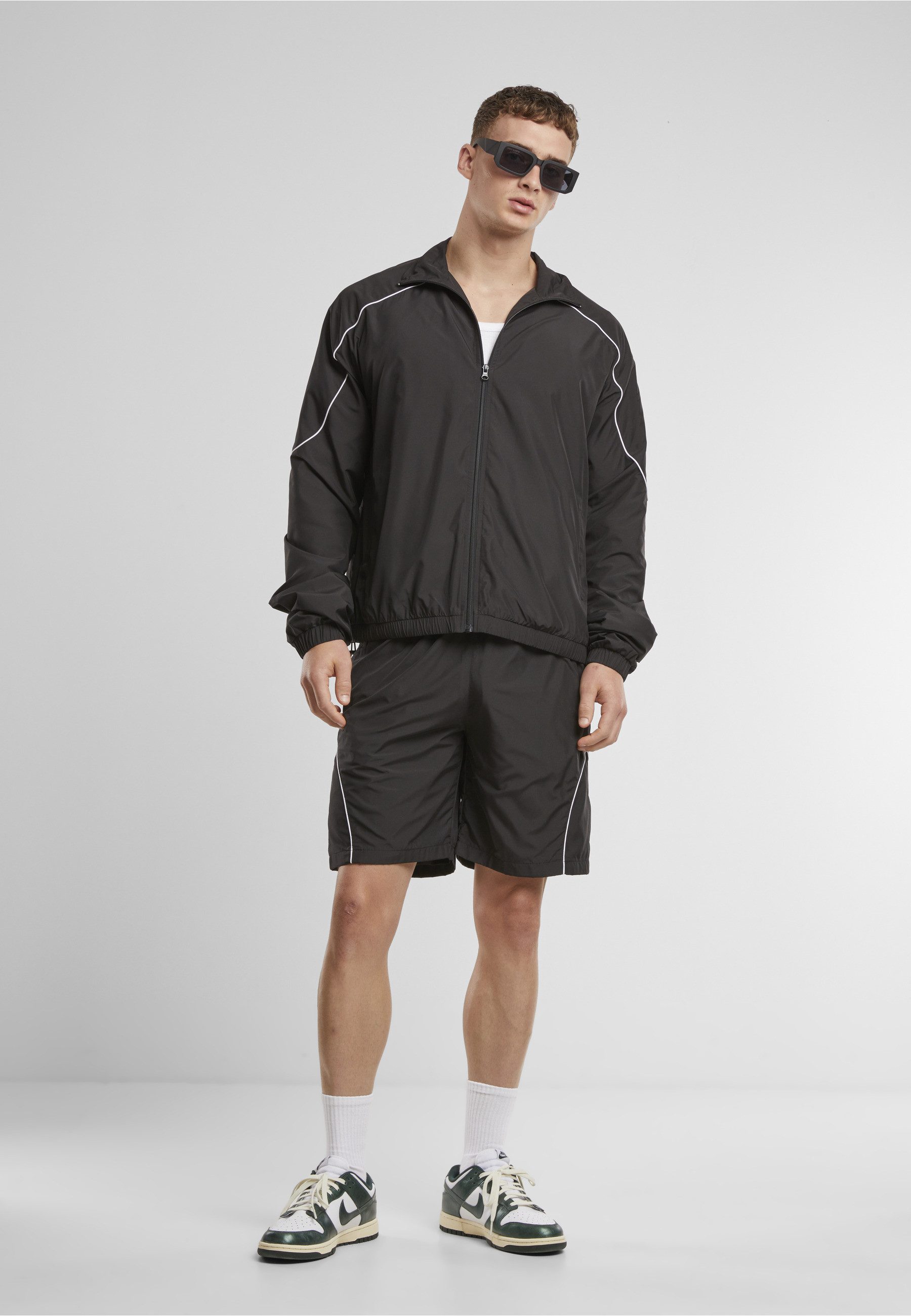 URBAN CLASSICS Trainingsjacke Urban Classics Piped Panel Trackjacket (1-St)