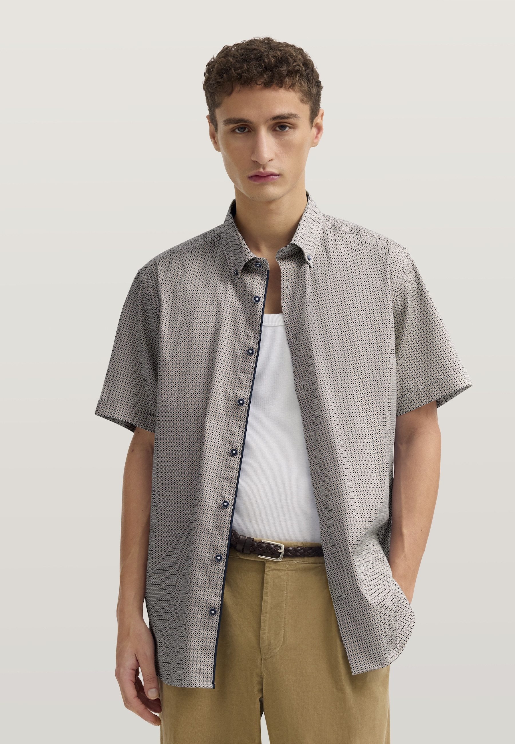 bugatti Kurzarmhemd Modern Fit gestreift aus Baumwolle