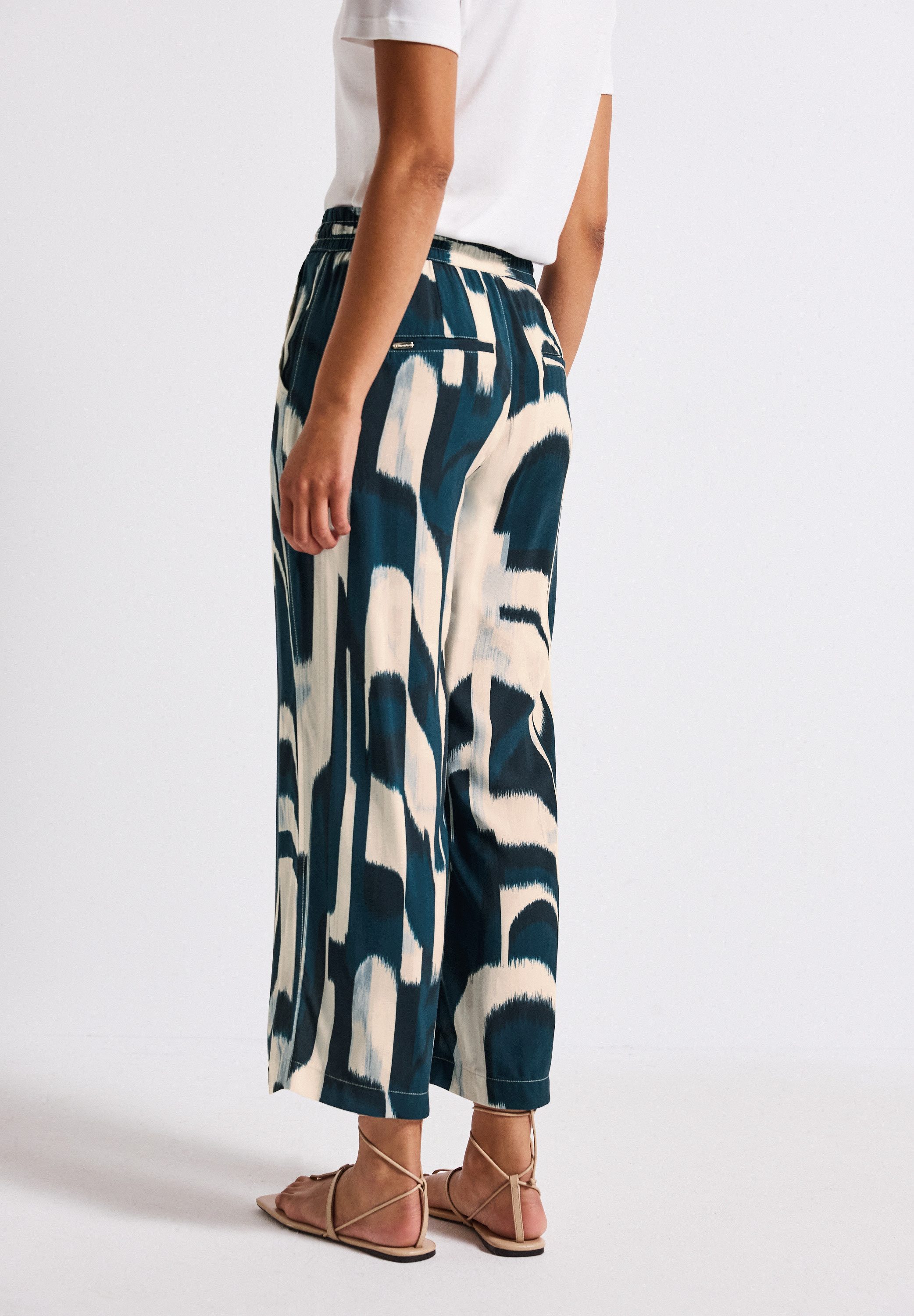 STREET ONE Stoffhose Style Emee Sommerhose mit elastischem Bund und Tunnelz günstig online kaufen