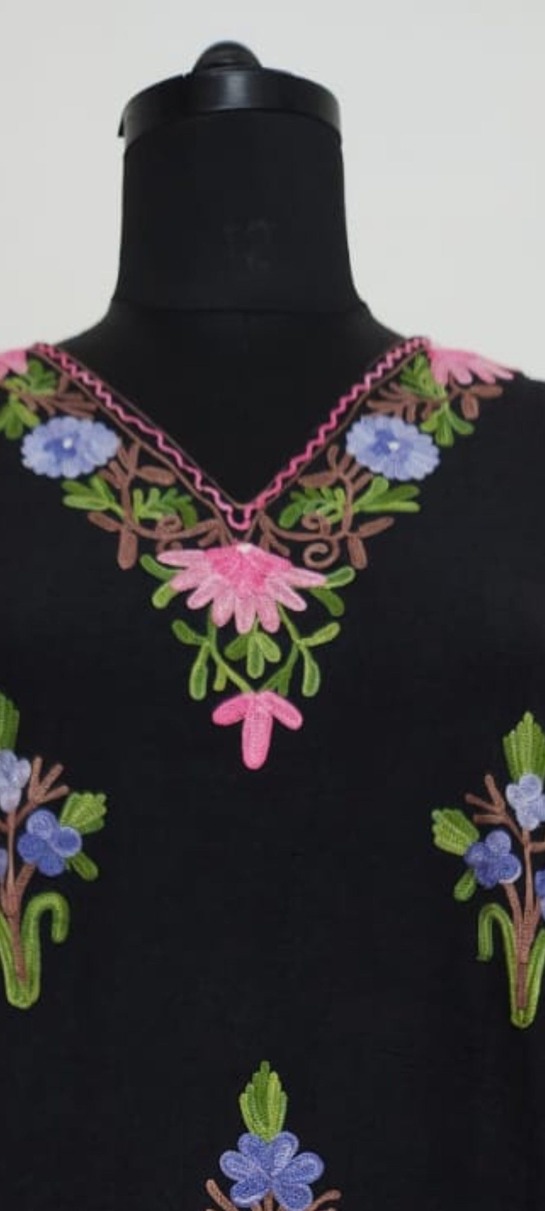 PfauGermany Kaftan MAJESTIC AriWork Embroidery