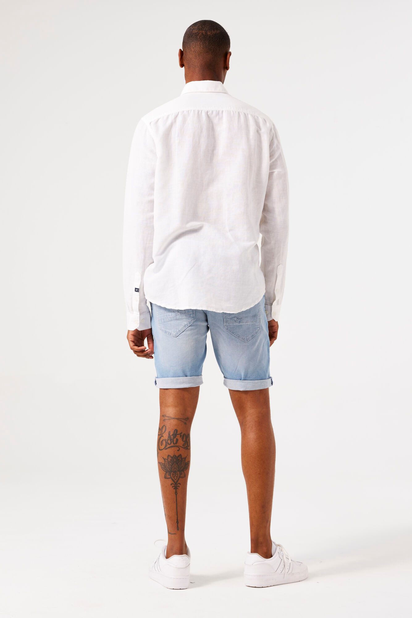 GARCIA JEANS 5-Pocket-Jeans GARCIA RUSSO SHORT light used blue 615.2956 – Bild 4 von 5