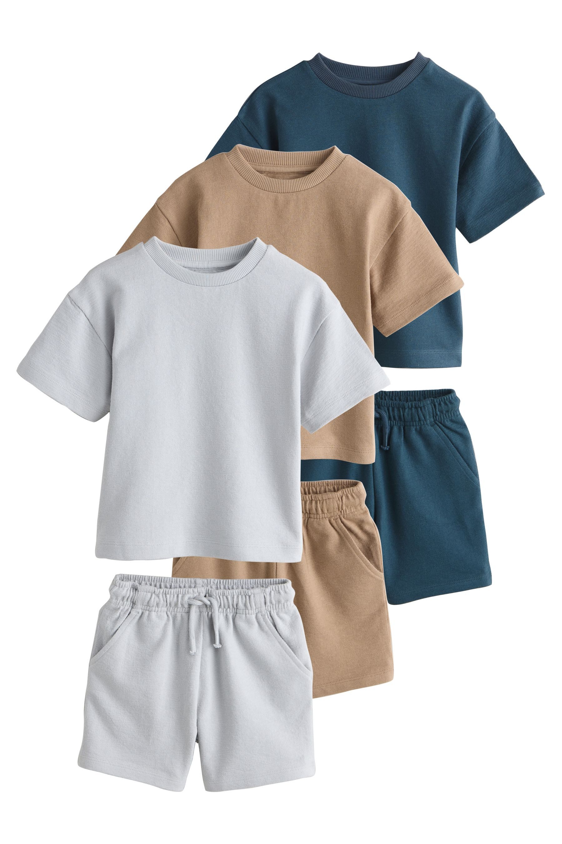 Next T-Shirt & Shorts Kurzärmeliges T-Shirt und Shorts im 3er-Set (6-tlg)