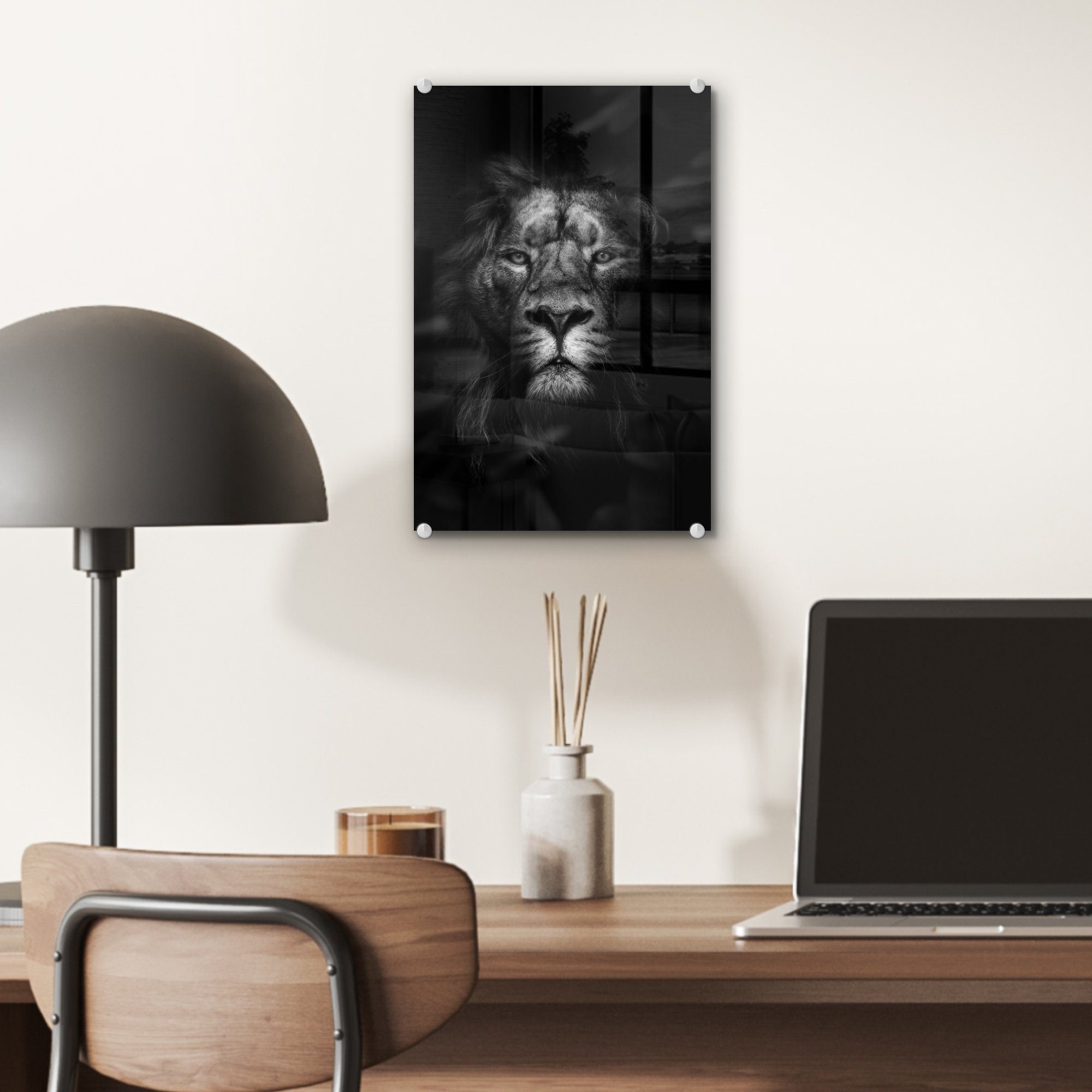 St), schwarz Foto im - weiß, Glas Bilder auf Löwen auf Acrylglasbild Porträt eines und Dschungel bunt - Wanddekoration Glas - - (1 Glasbilder MuchoWow Wandbild
