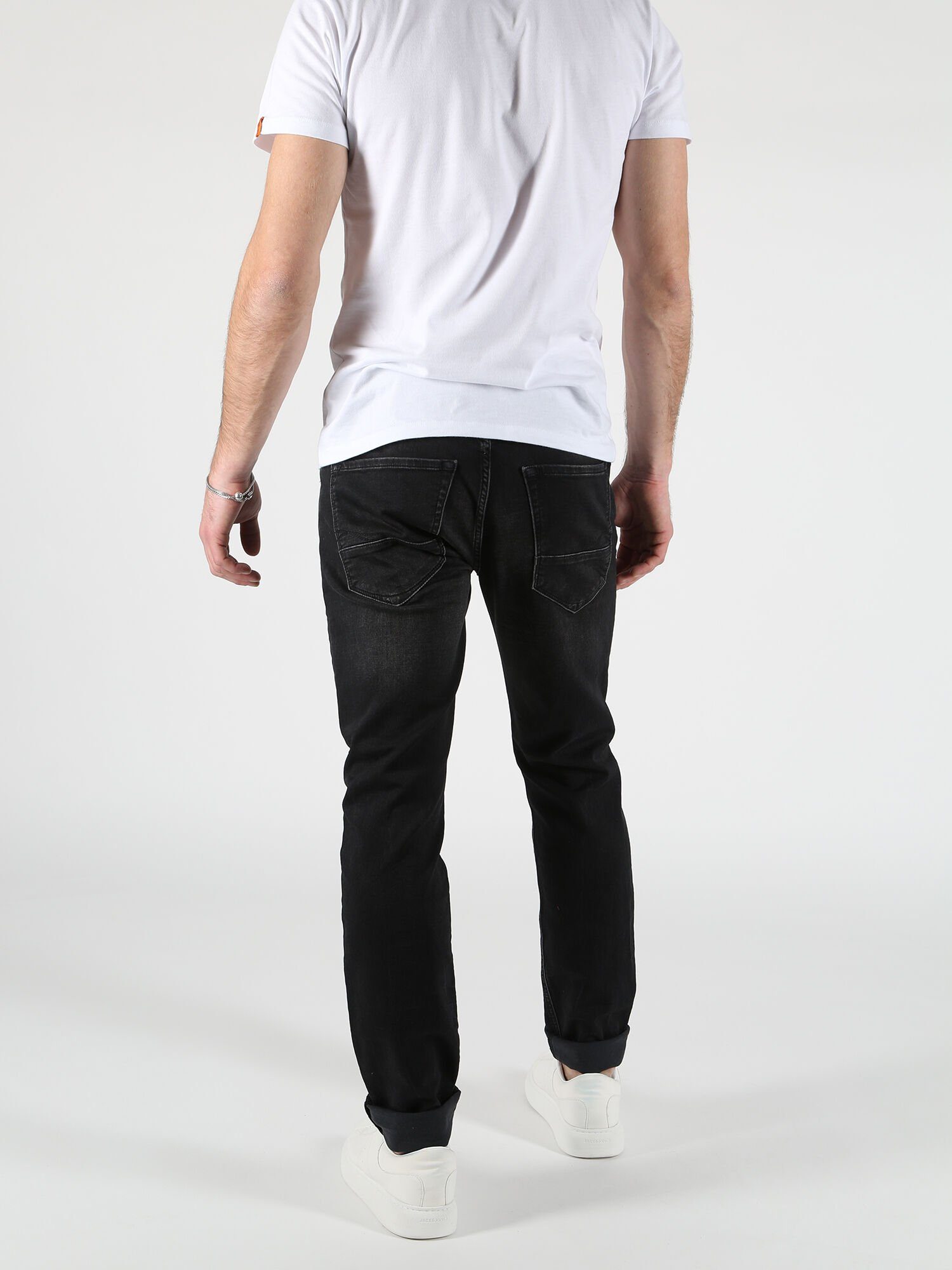 Miracle of Denim 5-Pocket-Style Jogg Black Regular-fit-Jeans Monsone