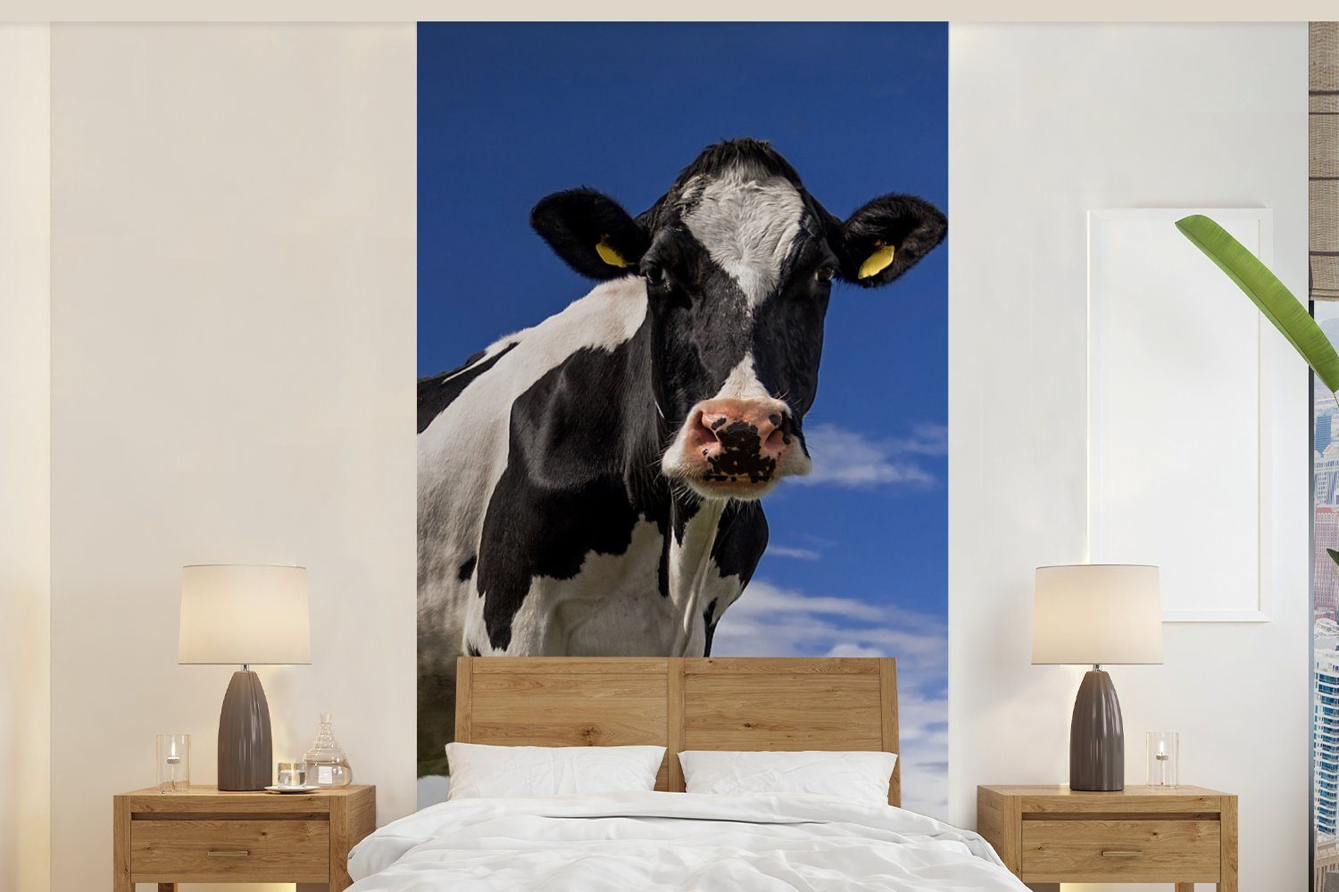 MuchoWow Fototapete Kuh - Gras - Blau - Tiere, Matt, bedruckt, (2 St), Vliestapete für Wohnzimmer Schlafzimmer Küche, Fototapete
