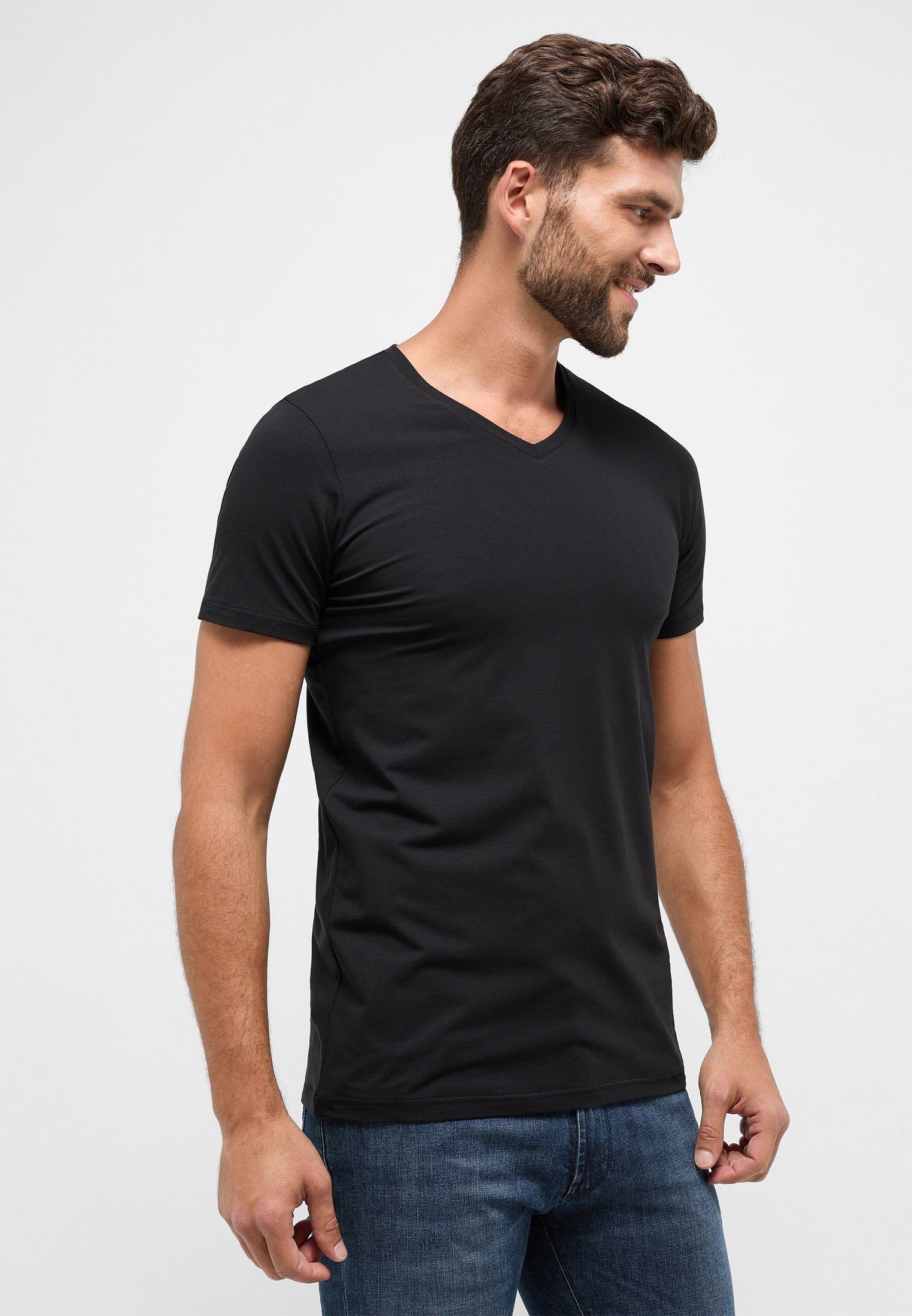 V-Shirt Eterna schwarz