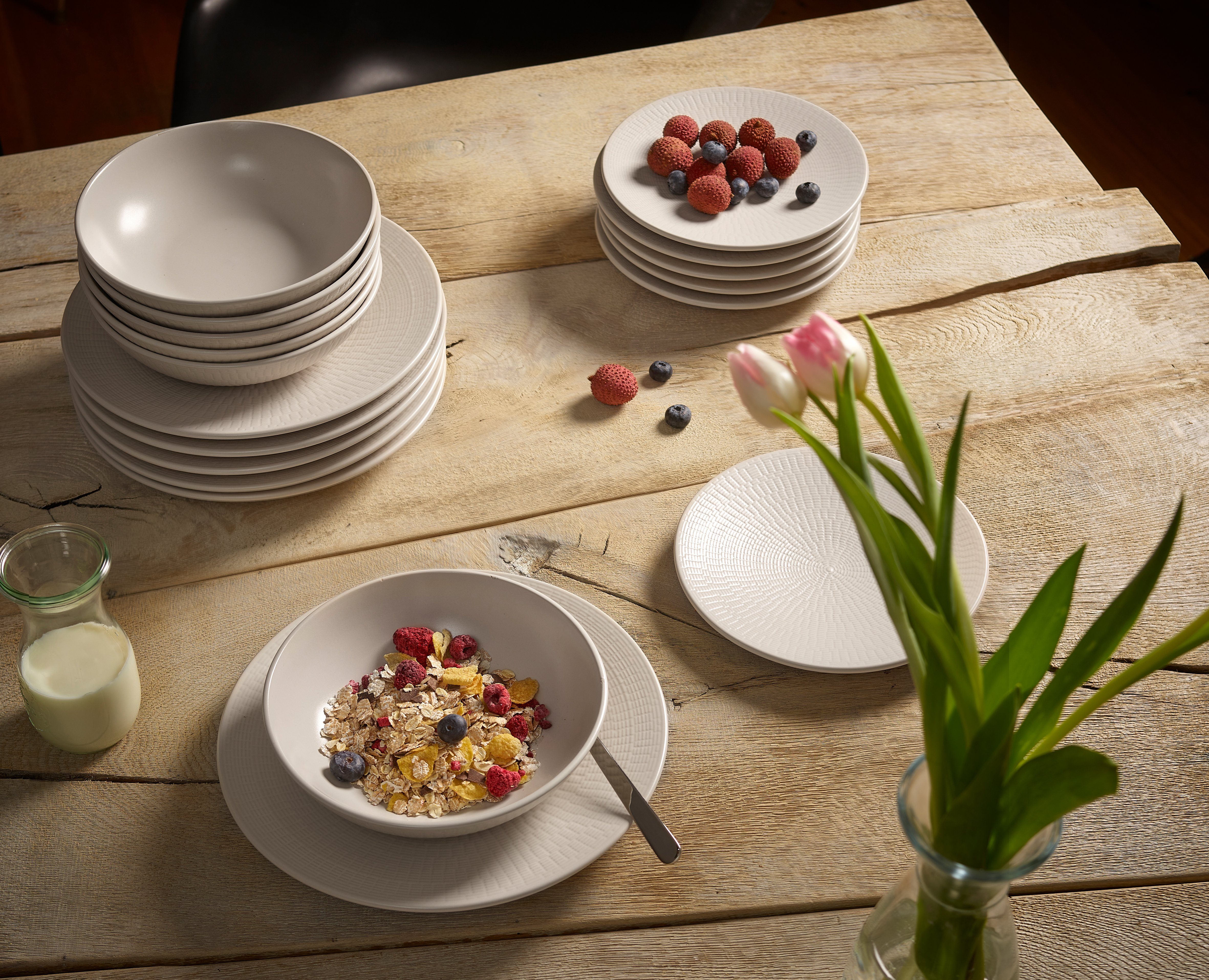ECHTWERK Tafelservice Blanka Nature Design (12-tlg), 4 Personen, Steingut, Teller Set, mit Struktur