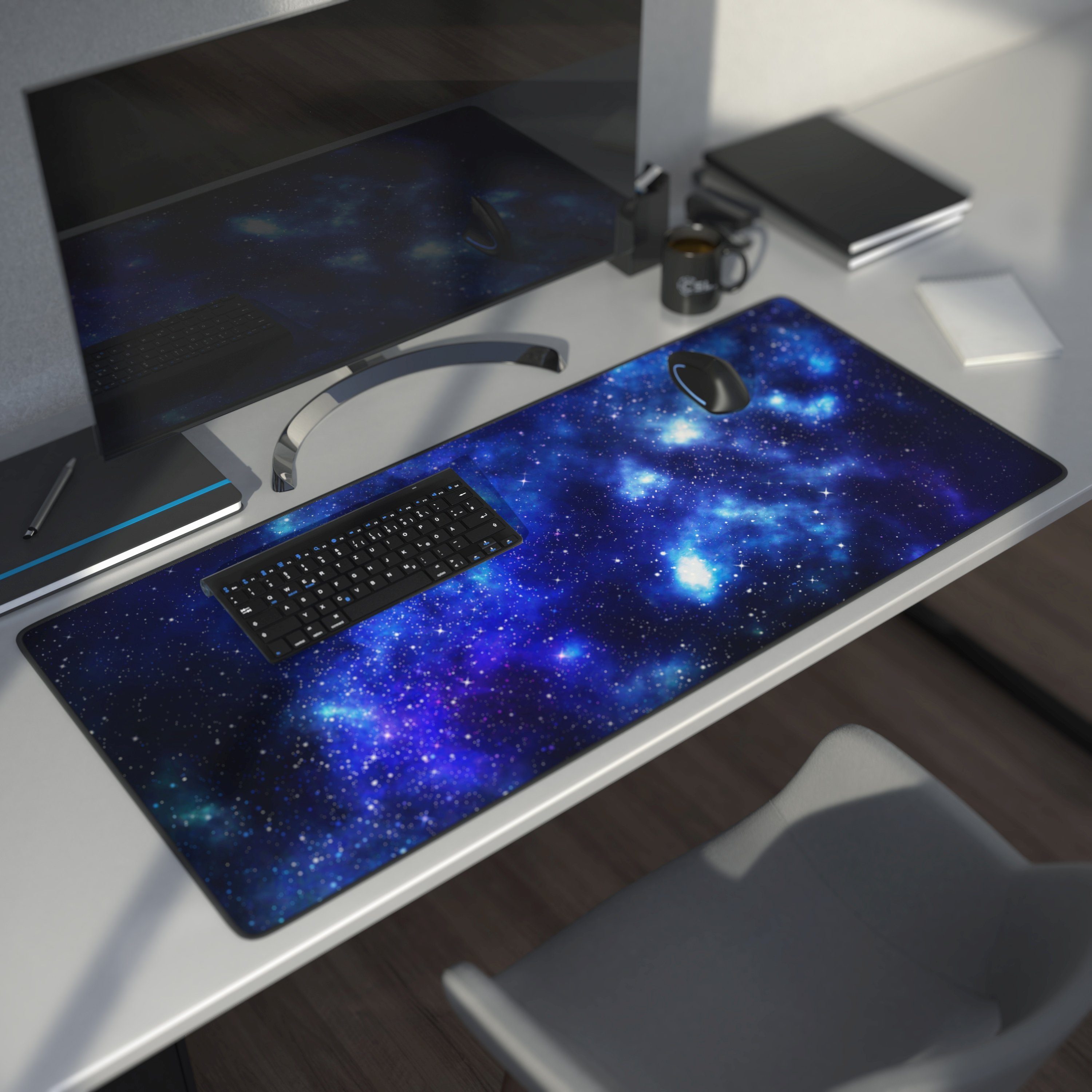 CSL Gaming Mauspad XXL Speed Mousepad 900 x 400 x 3 mm, große Tischunterlage, rutschfest, abwaschbar, Geschwindigkeit & Präzision, Blaue Sterne