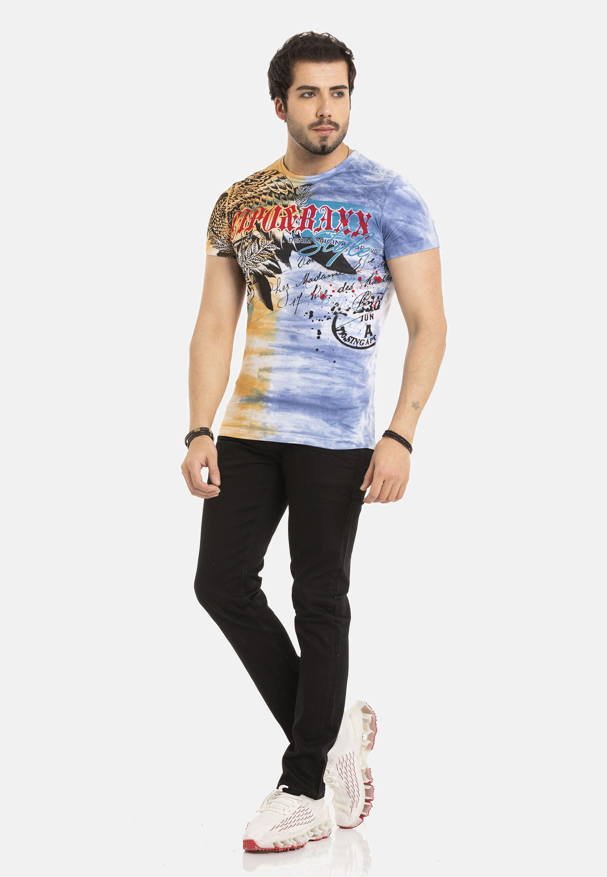Cipo & Baxx T-Shirt T-Shirt im Batik-Look mit Print auf Front und Rücken