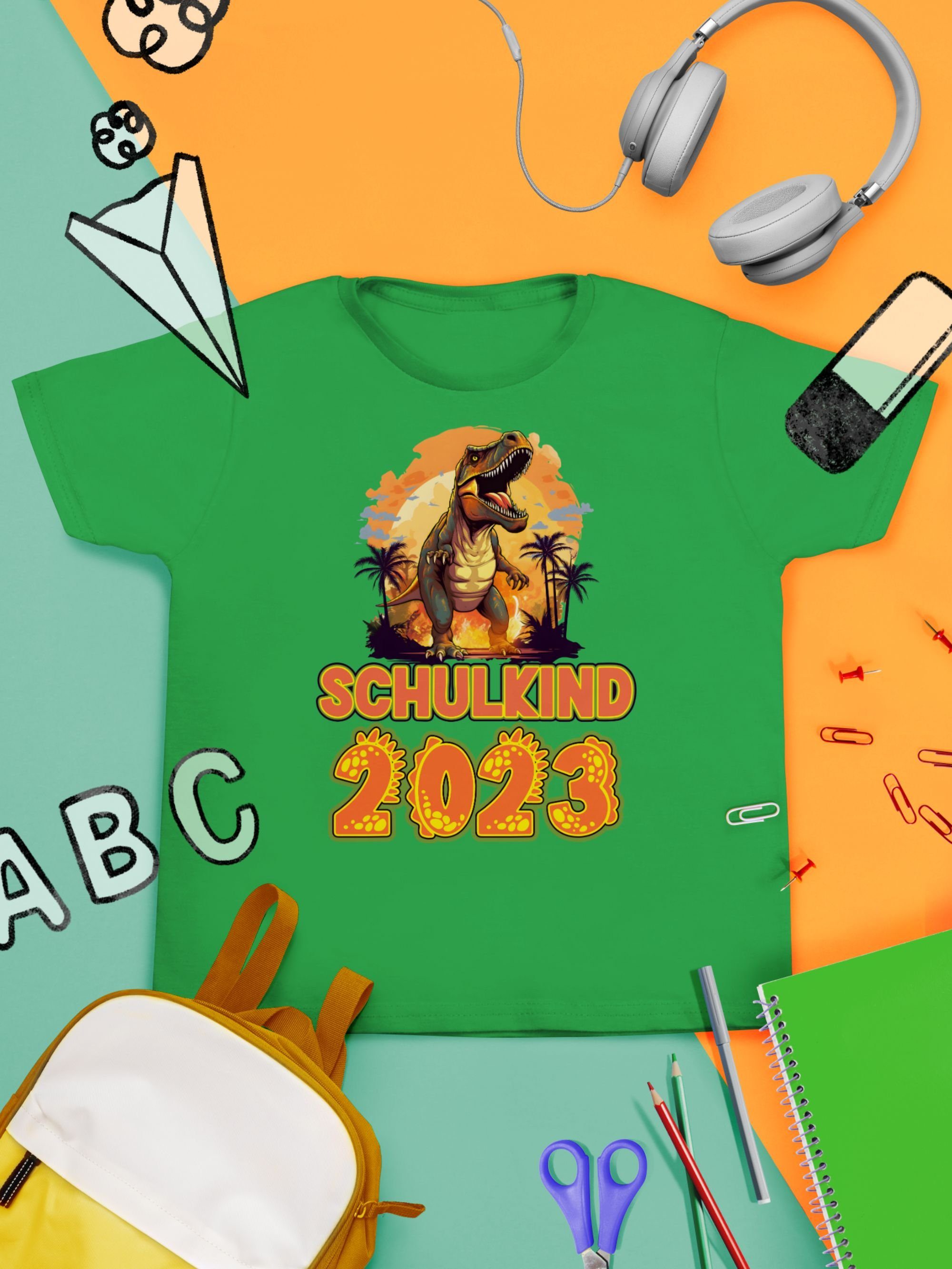 Shirtracer T-Shirt Schulkind 2023 Dinosaurier Saurier Dino 3 Grün Junge Schulanfang Einschulung Geschenke
