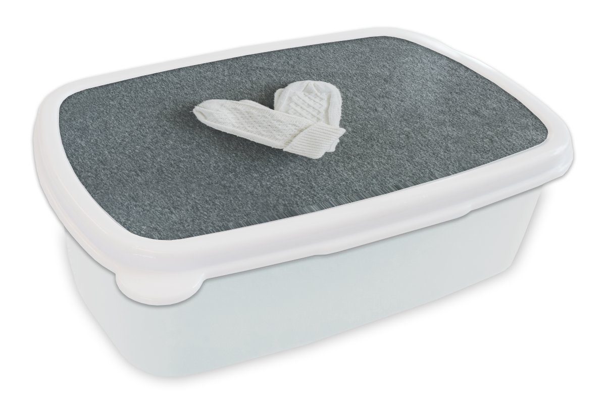 MuchoWow Lunchbox Winter - Handschuhe - Herz, Kunststoff, (2-tlg), Brotbox für Kinder und Erwachsene, Brotdose, für Jungs und Mädchen weiß