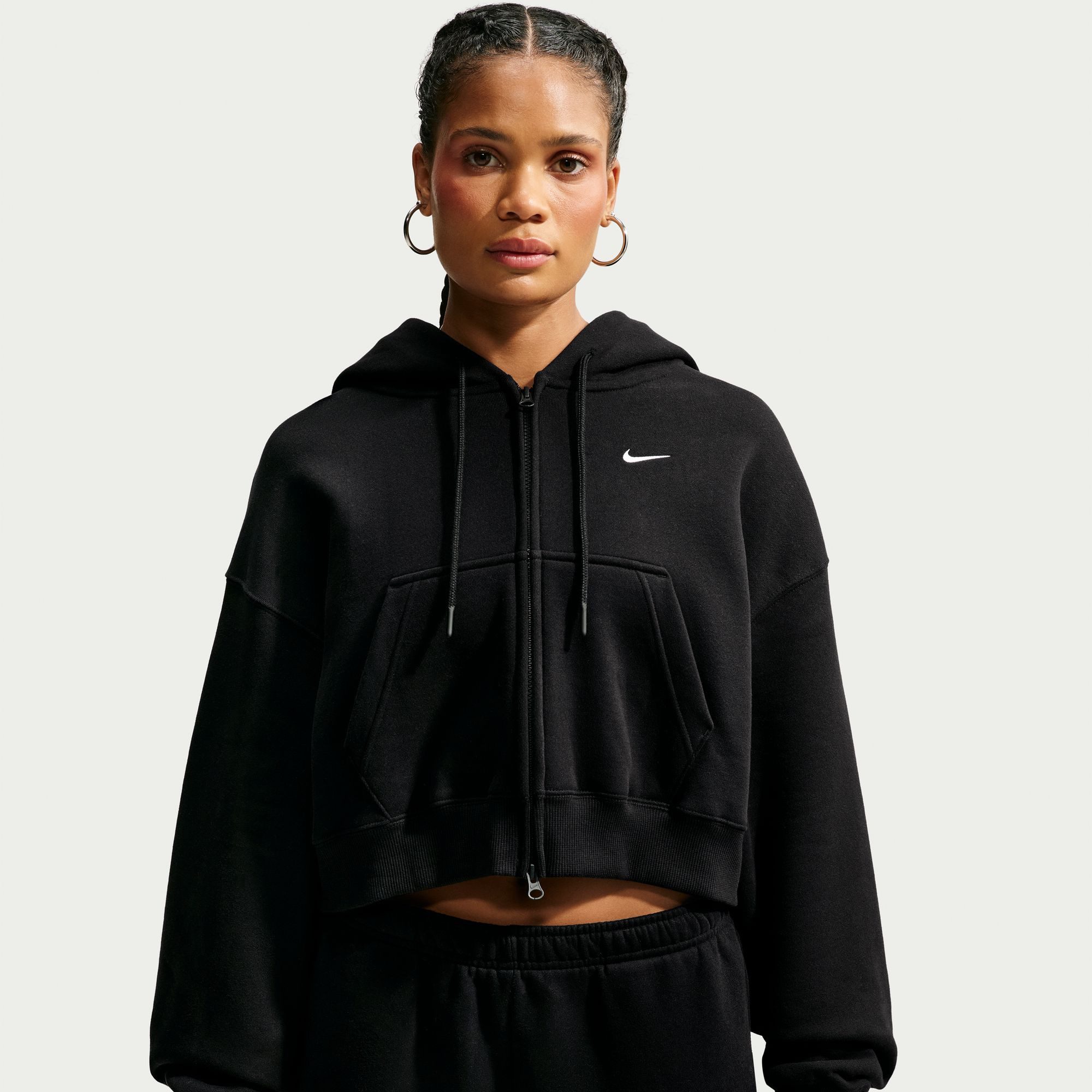 Nike Sportswear Kapuzensweatjacke W NK STDO FLC MW OS CRP FZ HDY mit Kapuze, Langarm, aus angerauter Sweatware, normale Schnittform
