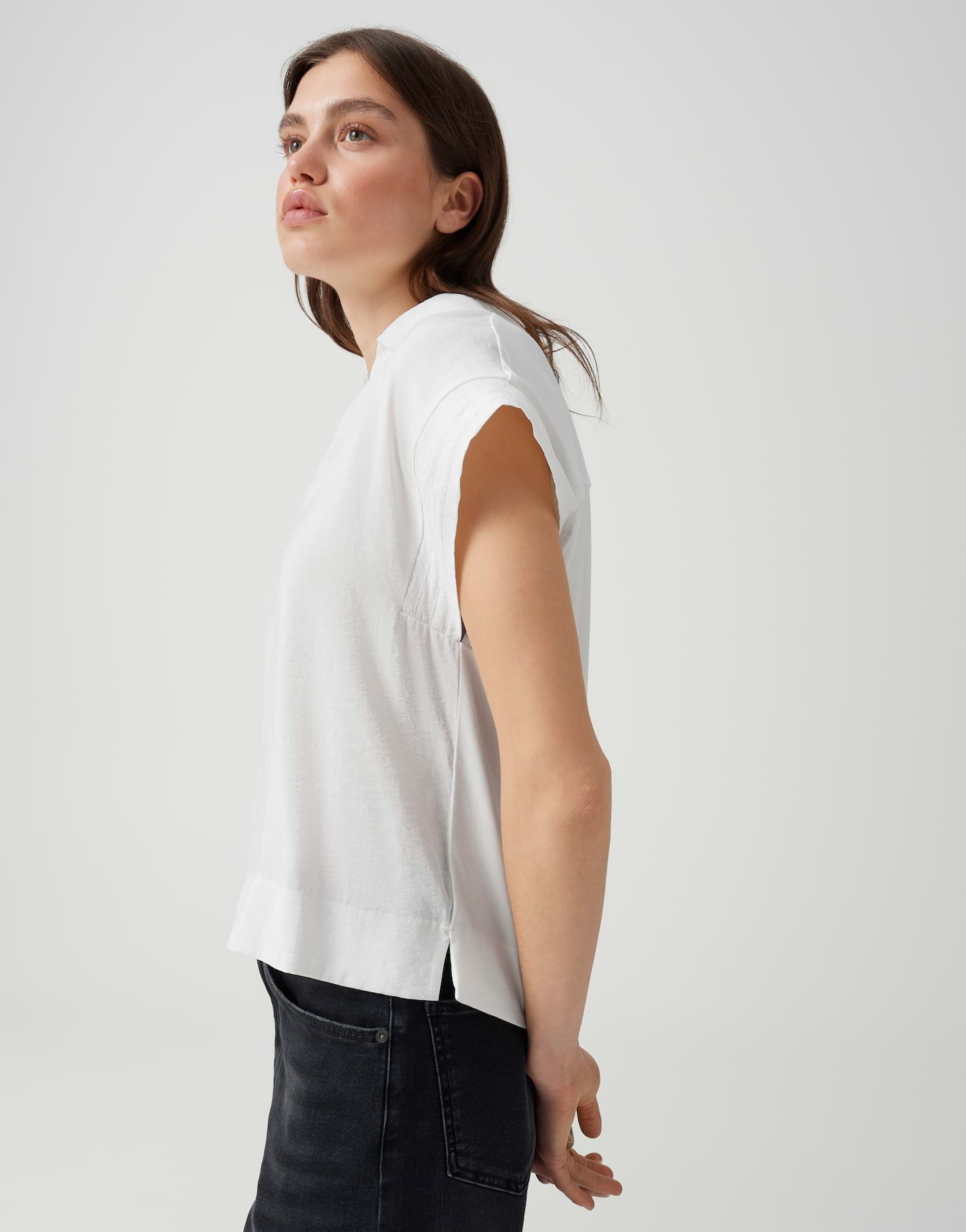 OPUS Kurzarmshirt mit leichter Front Rückenfalte für lockeren Fall – Bild 5 von 5
