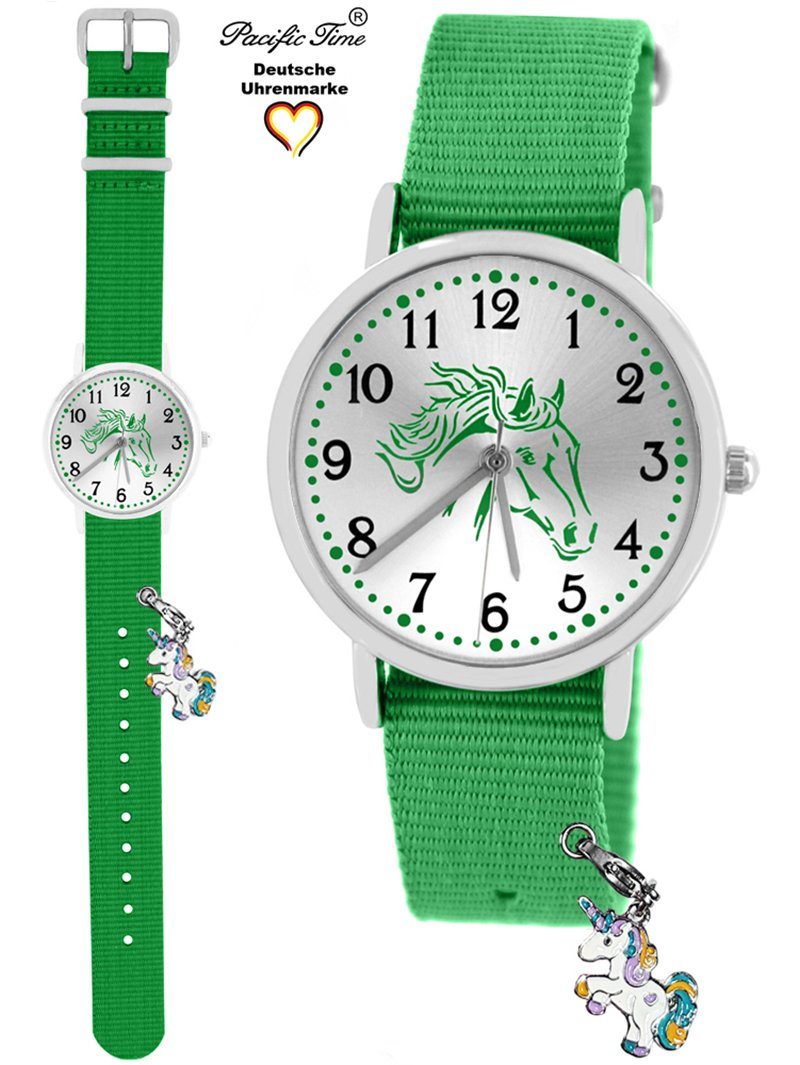 Time Charms, Kinder Armbanduhr Einhorn Quarzuhr Versand Wechselarmband Gratis - mit Pacific grün Design und Pferd Match Mix