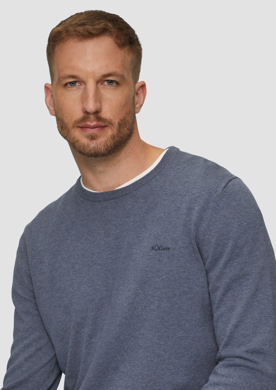 s.Oliver Rundhalspullover Casual (1-tlg) mit gesticktem Logo, Feinstrick, Crew-Neck, 1 Stück