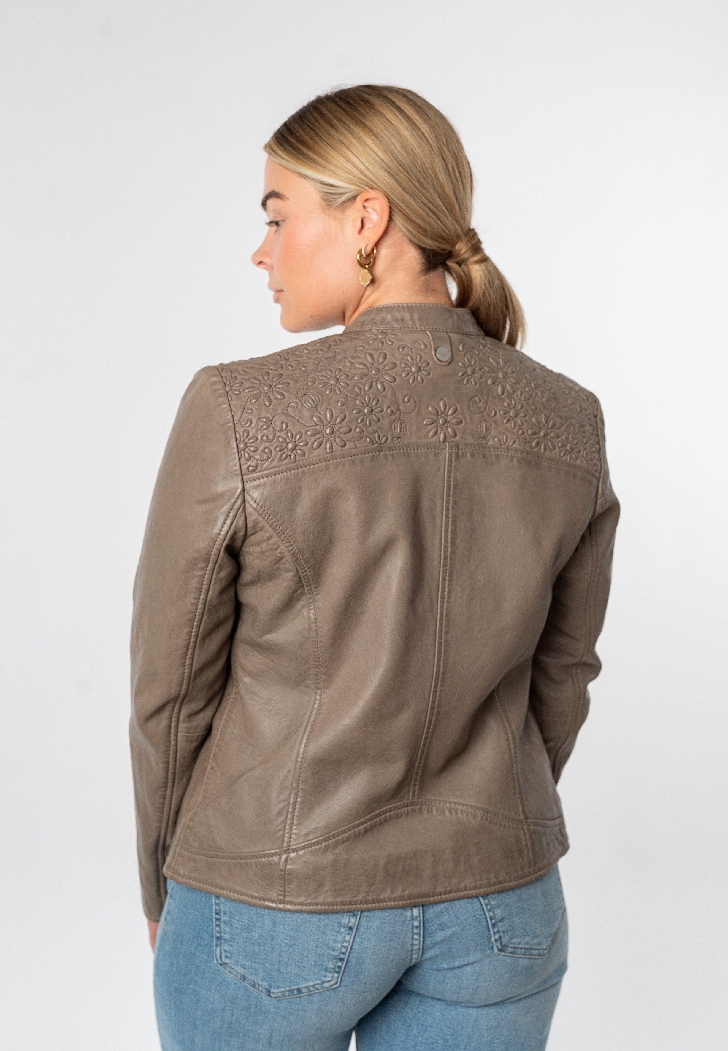 Mauritius Lederjacke MWMabou Bikerjacke mit dekorativer Schulterpartie – Bild 2 von 5