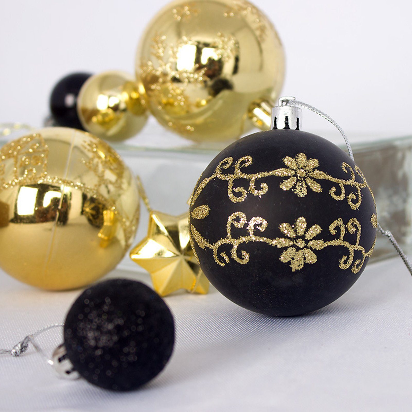 aus Set Weihnachtskugel Weihnachtskugeln, 44 Rot-Weiß-Weihnachtsball-Ornament, Plastik Stück/Set Geschenkbox 3-6cm Farbkugel Weihnachtsbaumkugel Rutaqian