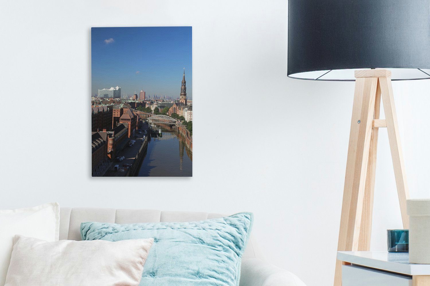 OneMillionCanvasses® Leinwandbild Ansichten Hamburg von 20x30 cm der (1 bespannt fertig inkl. und Leinwandbild St), Gemälde, Elbphilharmonie, Zackenaufhänger