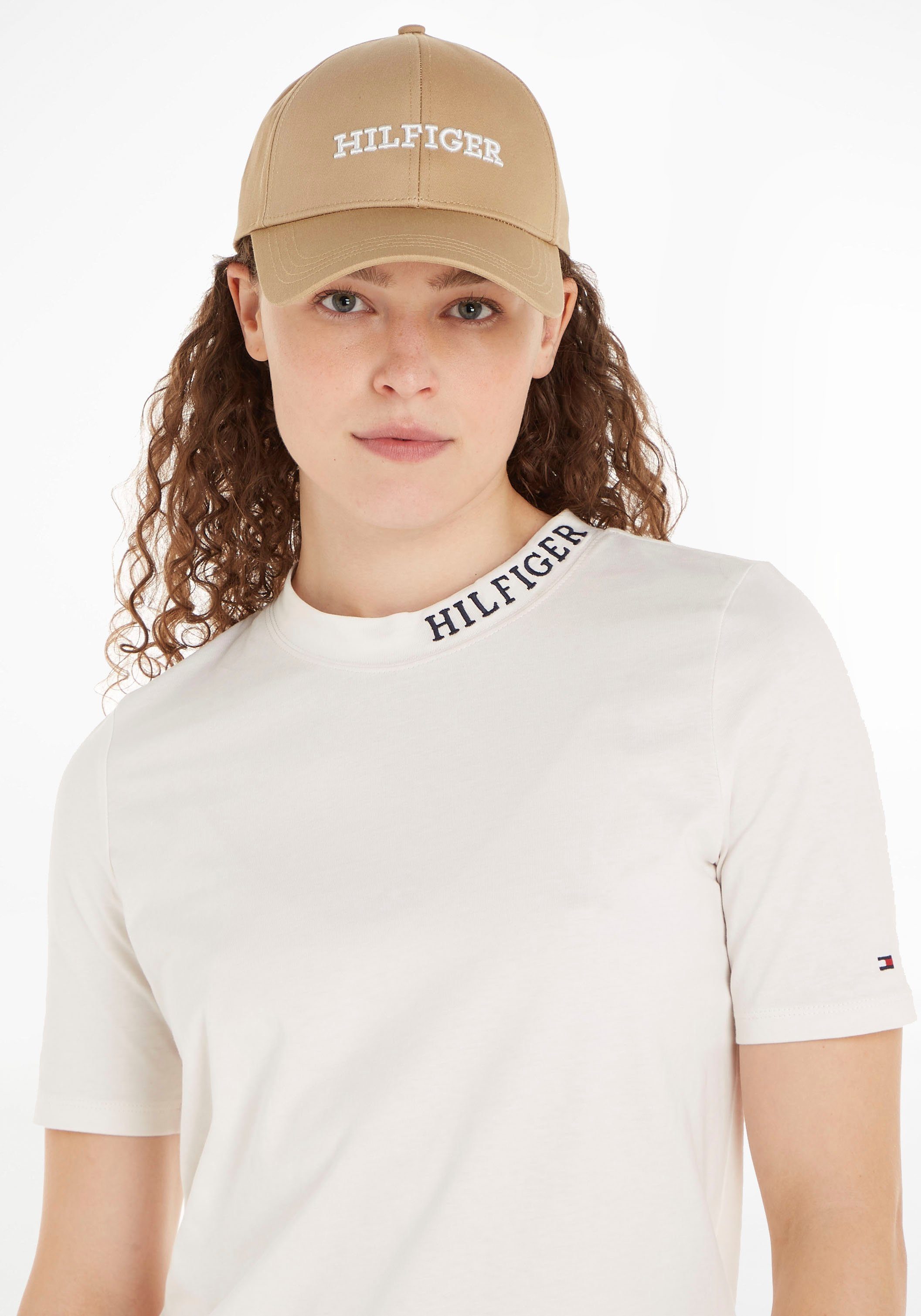 Tommy Hilfiger Hilfiger Cap CAP HILFIGER Classic Monogramm vorn Khaki gesticktem mit Baseball