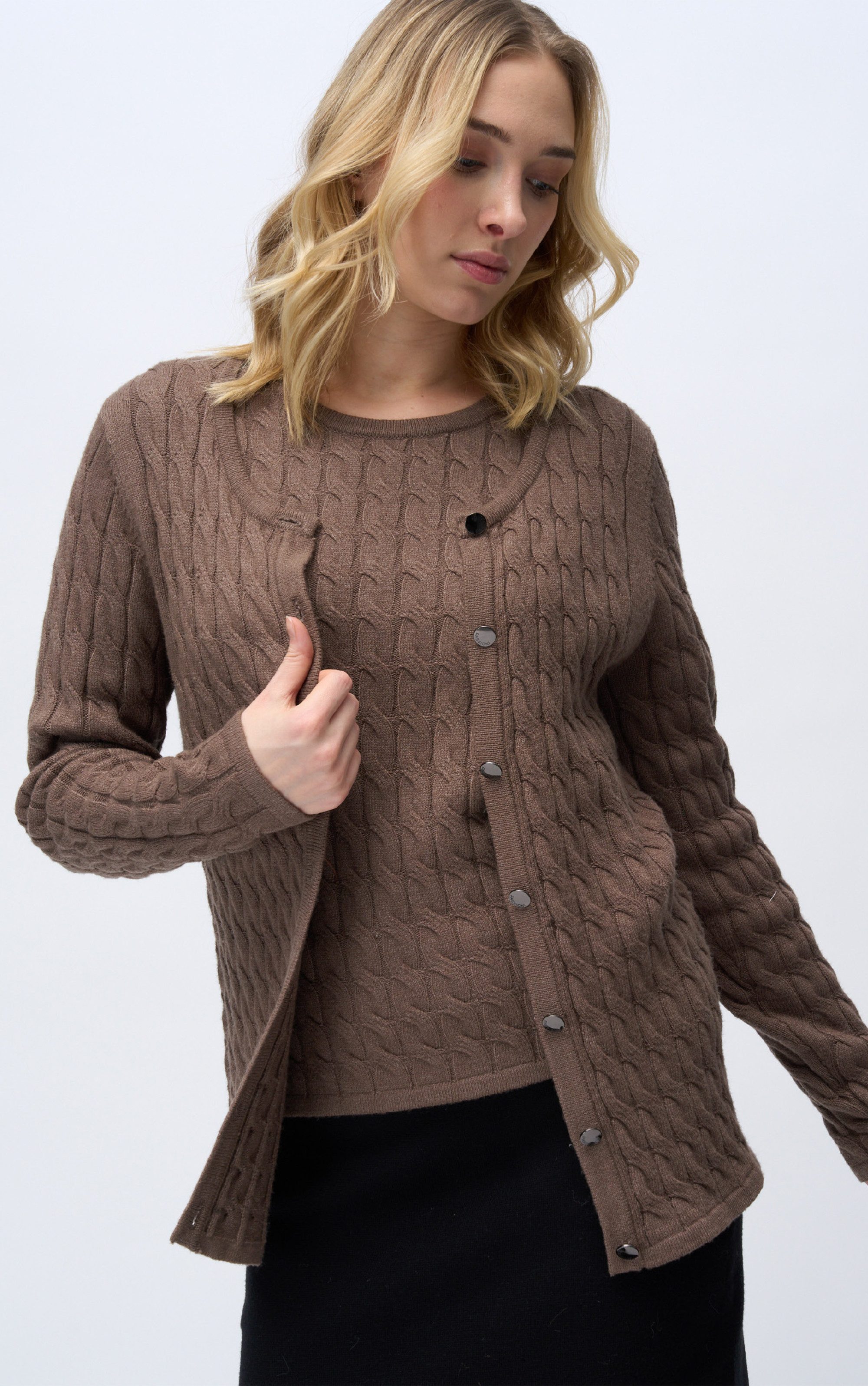 Passioni 2-in-1-Strickjacke Twinset im Zopfstrickmuster günstig online kaufen