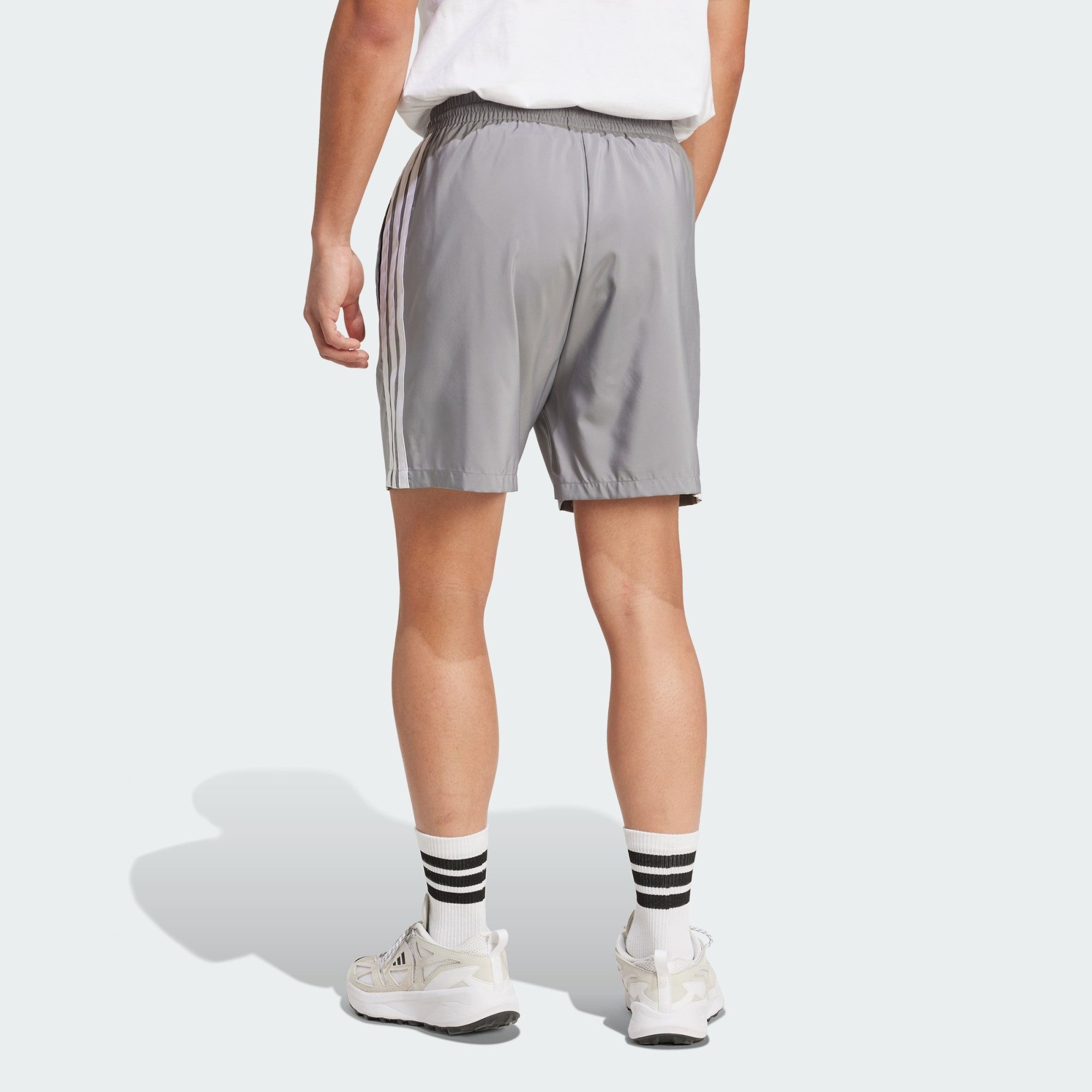 adidas Sportswear Shorts ESSENTIALS 3-STREIFEN CHELSEA SHORTS (1-tlg) günstig online kaufen