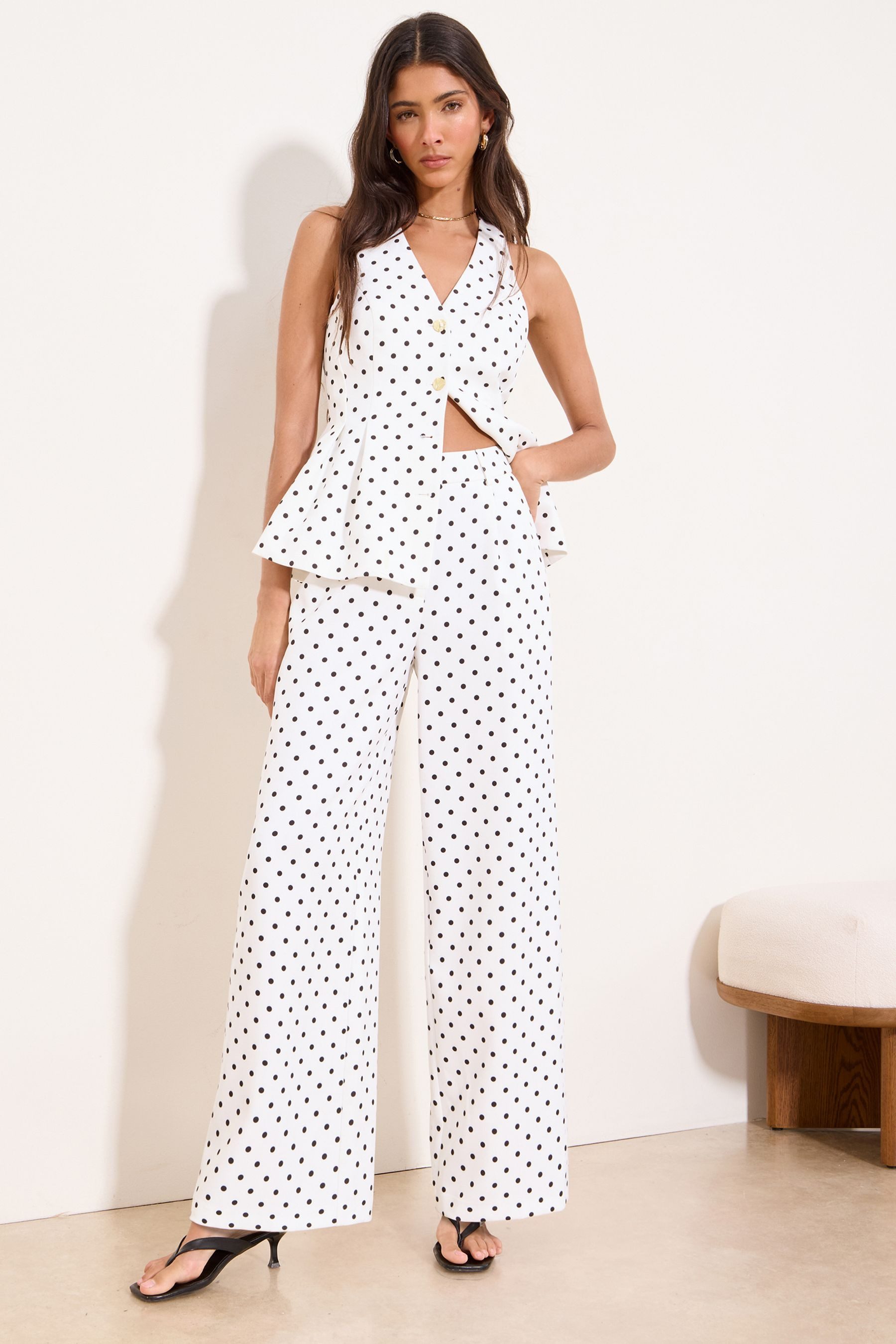 LIPSY Anzughose Lipsy Tailored Fit Hose mit weitem Bein (1-tlg)