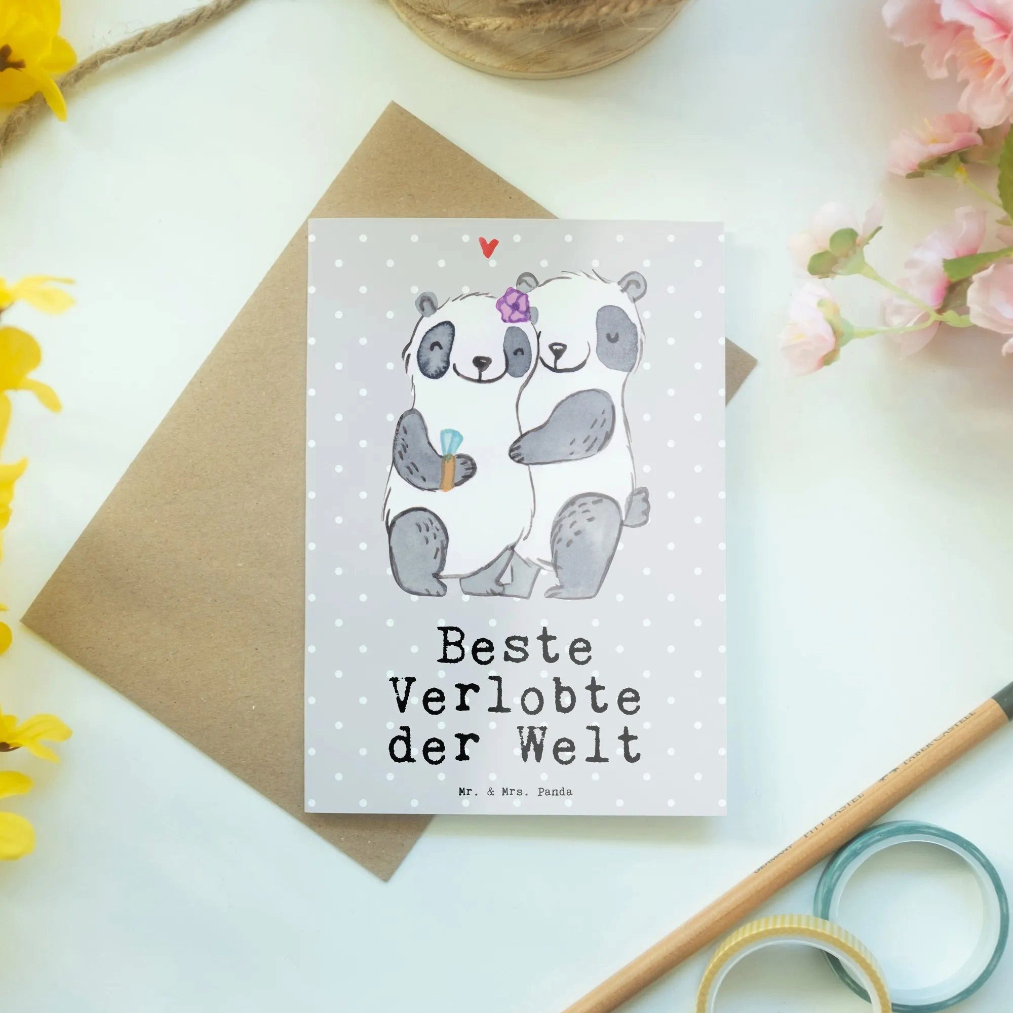 Thumbnail - Mr. & Mrs. Panda Grußkarte Panda Beste Verlobte der Welt - Grau Pastell - Geschenk, Glückwunschk, Edler Umschlag