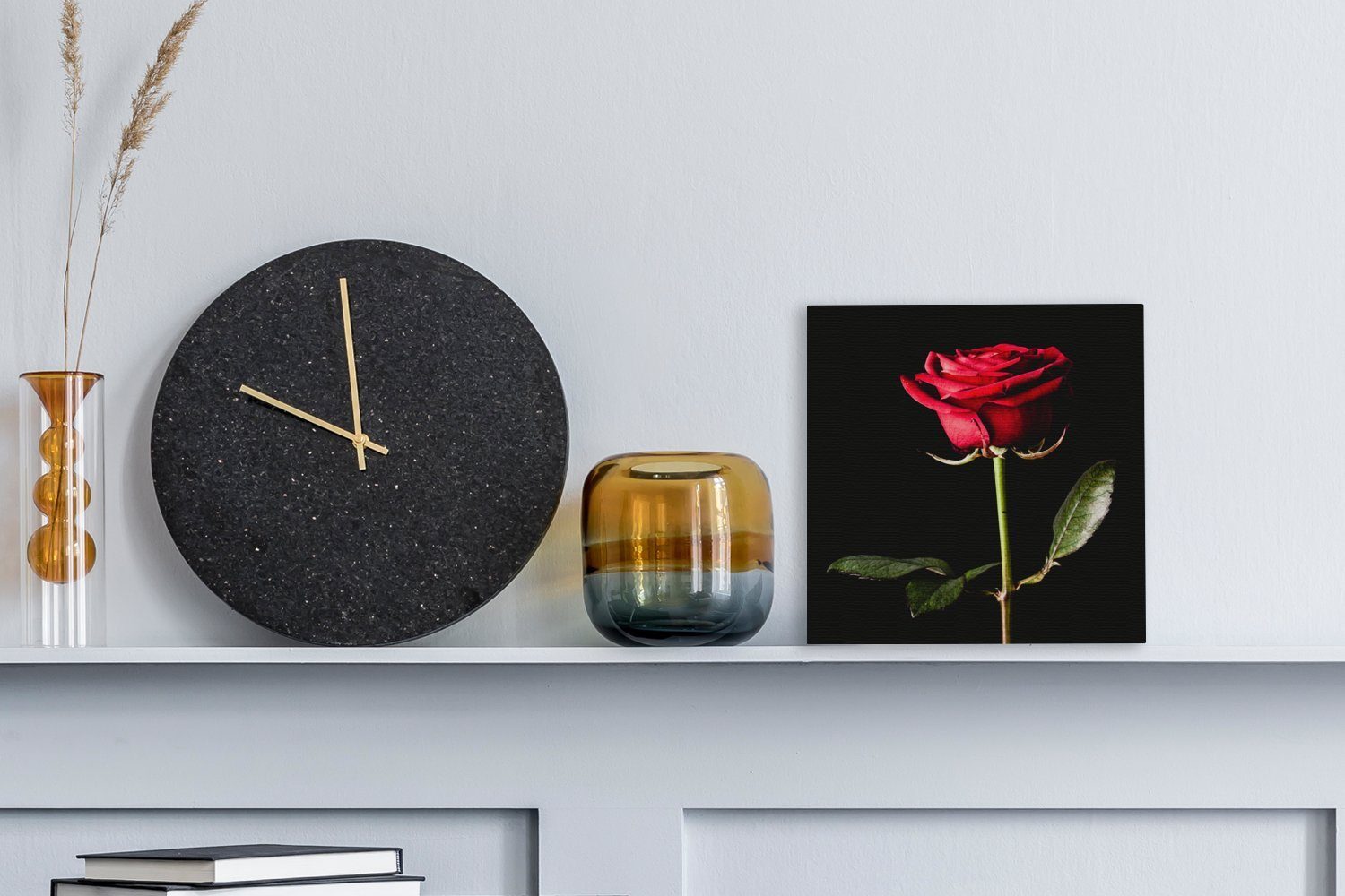 OneMillionCanvasses® Leinwandbild Eine rote Rose auf günstig online kaufen