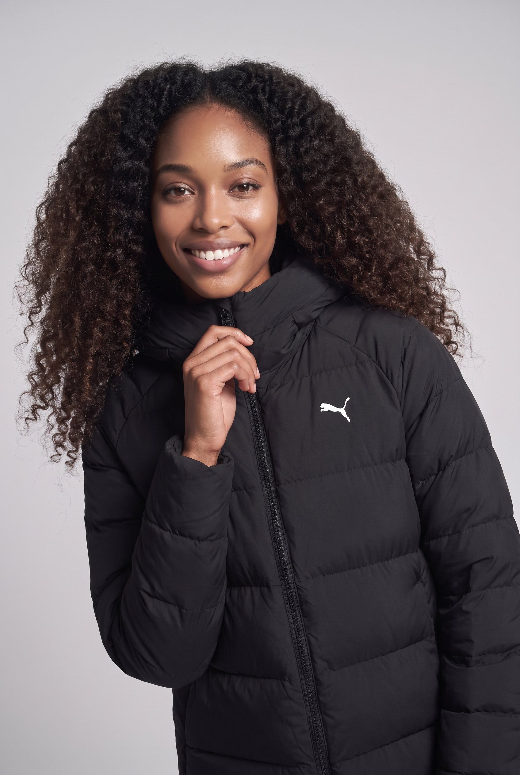 PUMA Winterjacke MONO HOODED JACKET mit kuscheliger Kapuze, wasserabweisend