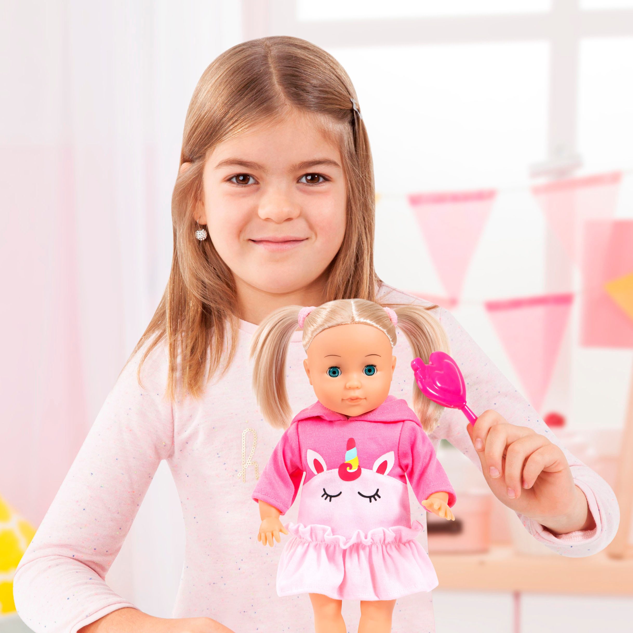 Bayer Stehpuppe Little Love, Charlene 33 cm, mit Schlafaugen und Babygeräuschen