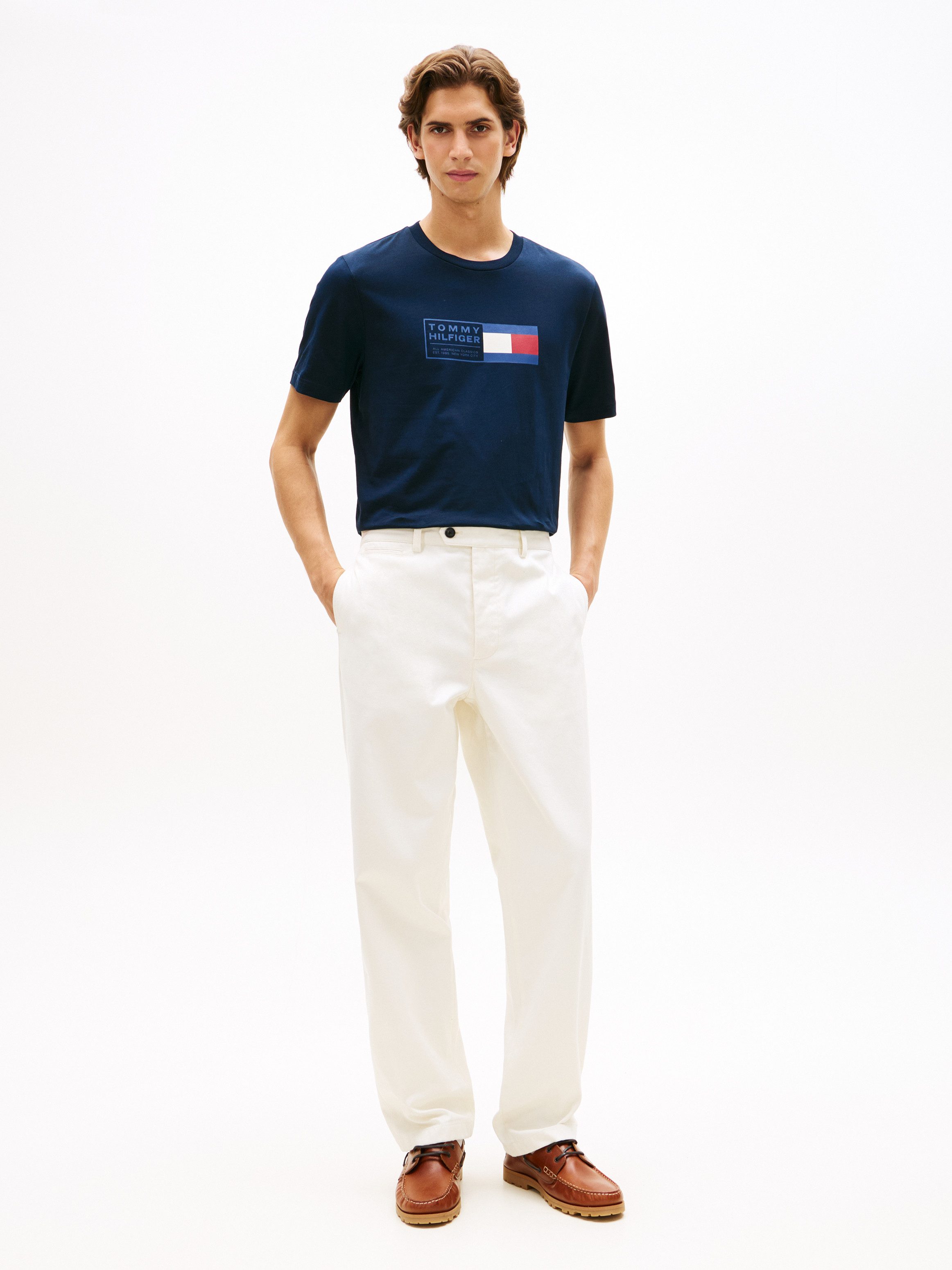 Tommy Hilfiger T-Shirt BRAND LOVE TEXT BOX regular fit, gerippter Rundhals – Bild 3 von 5