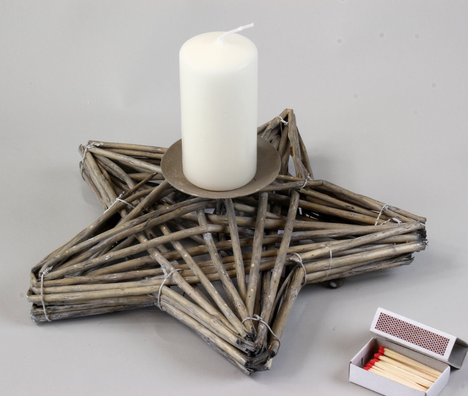 Lucht Kerzenständer Stern Kerzenhalter aus Weide für 1 Kerze 27 x 27 cm von Lucht | Kerzenständer