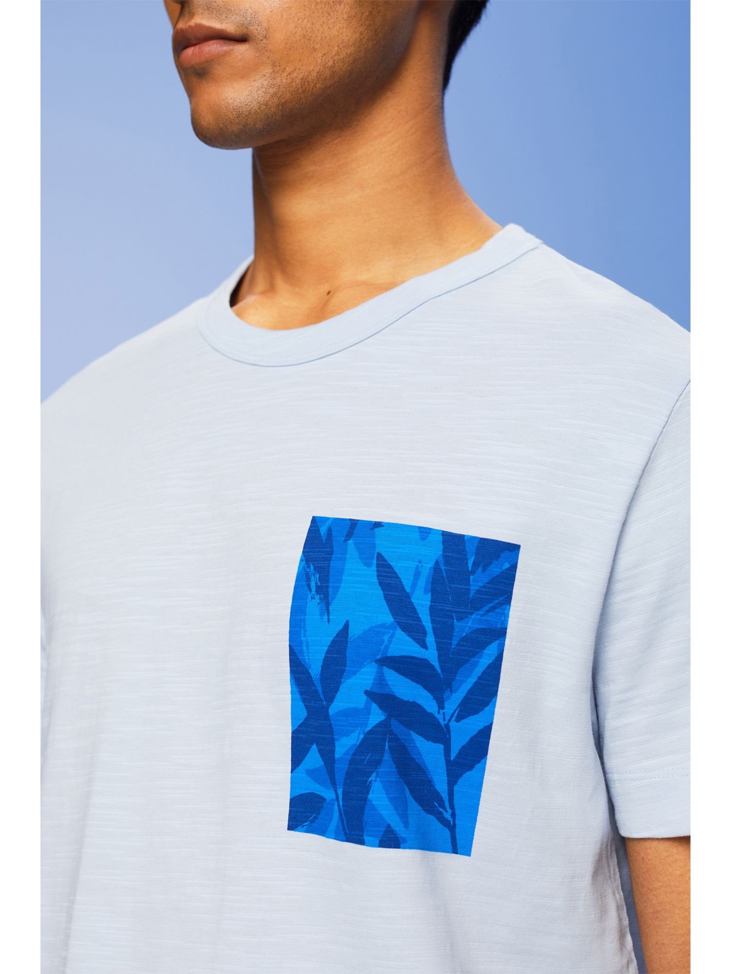 T-Shirt Baumwolle 100 mit Collection Brust-Print, (1-tlg) Jersey-T-Shirt BLUE % PASTEL Esprit