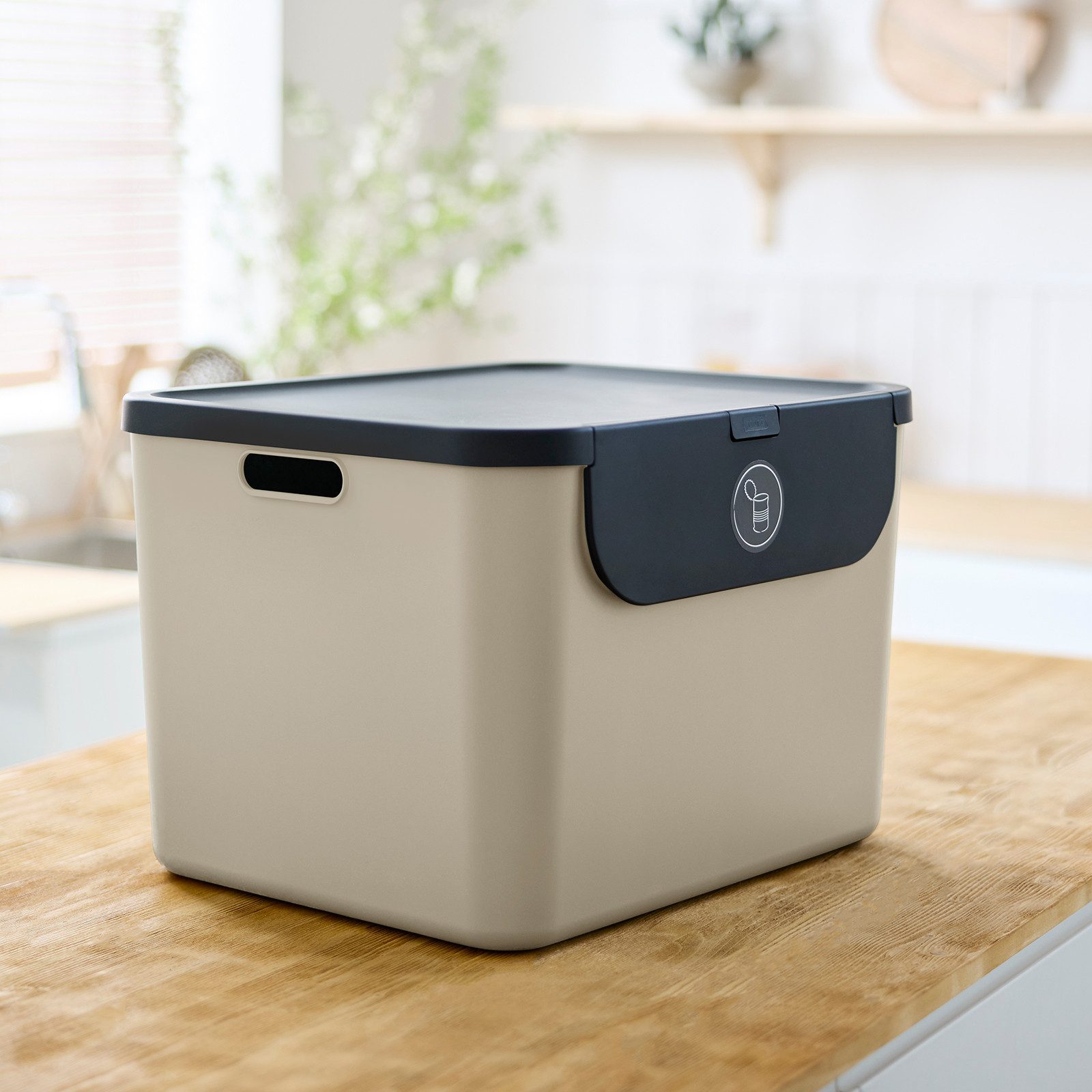 ROTHO Mülltrennsystem Albula Mülleimer 55l mit Frontklappe für die Küche – Recycling System, Behälter ideal für Mülltrennung & Recycling