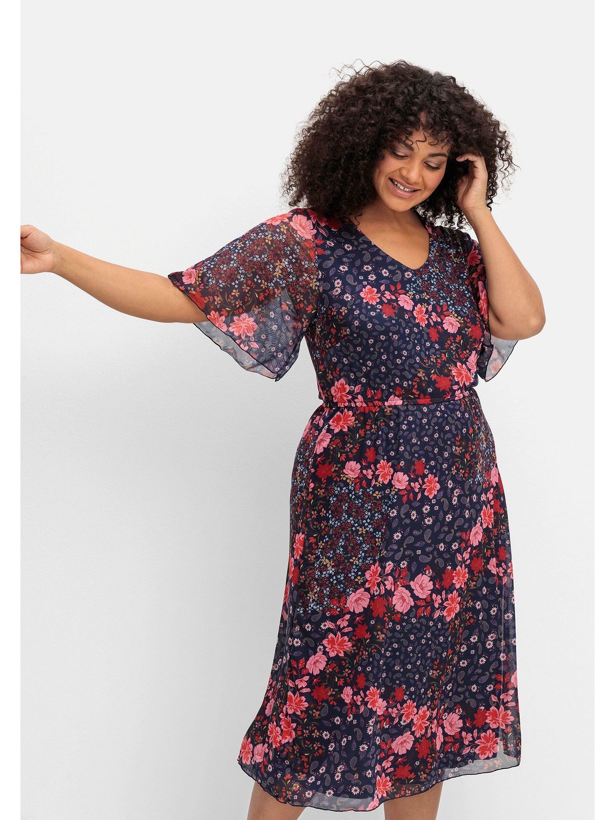 sheego by Joe Browns Sommerkleid Große Größen mit Blumendruck und blickdichtem Futter