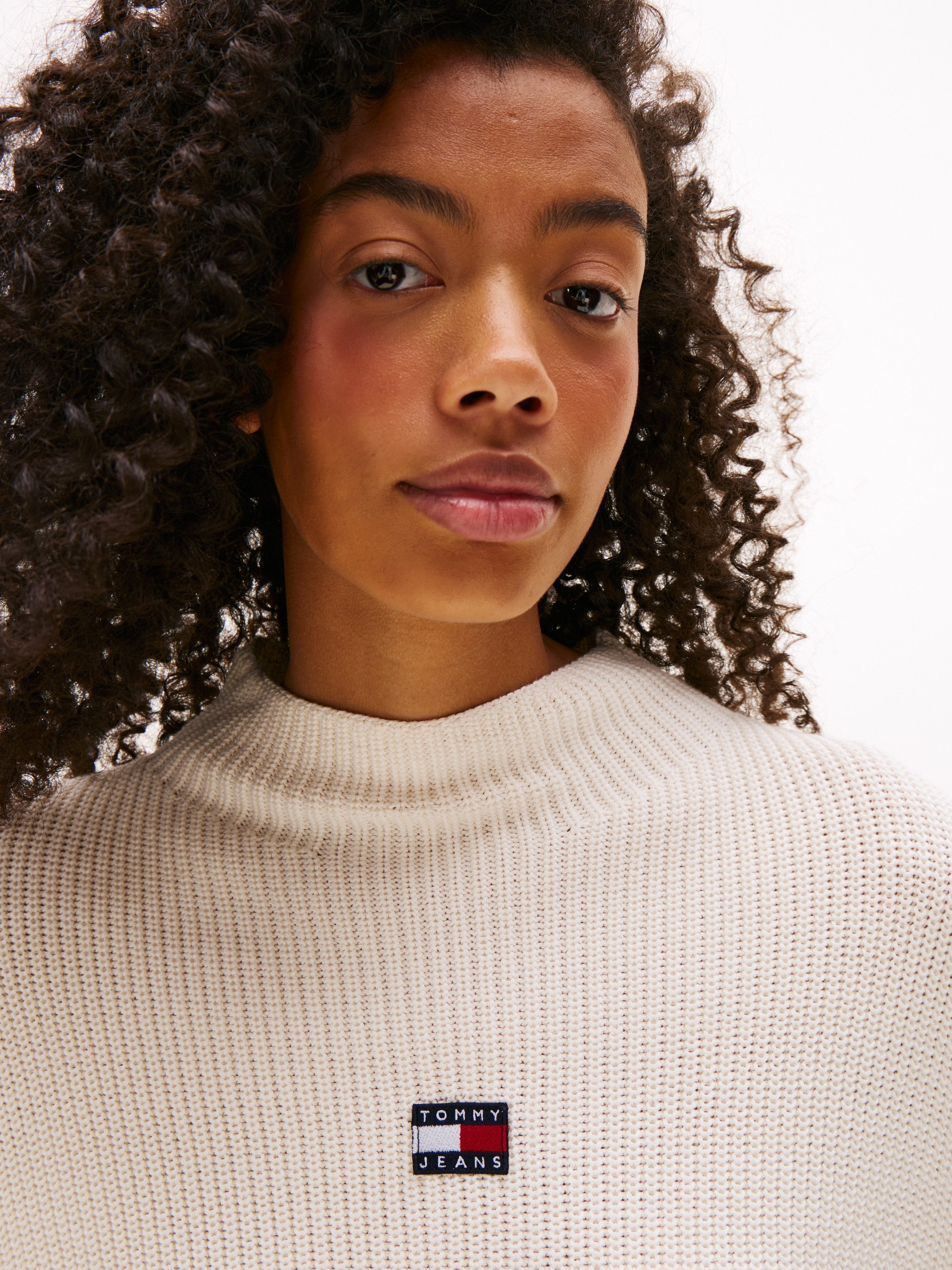 Tommy Jeans Stehkragenpullover TJW MOCKNECK BADGE SWEATER günstig online kaufen