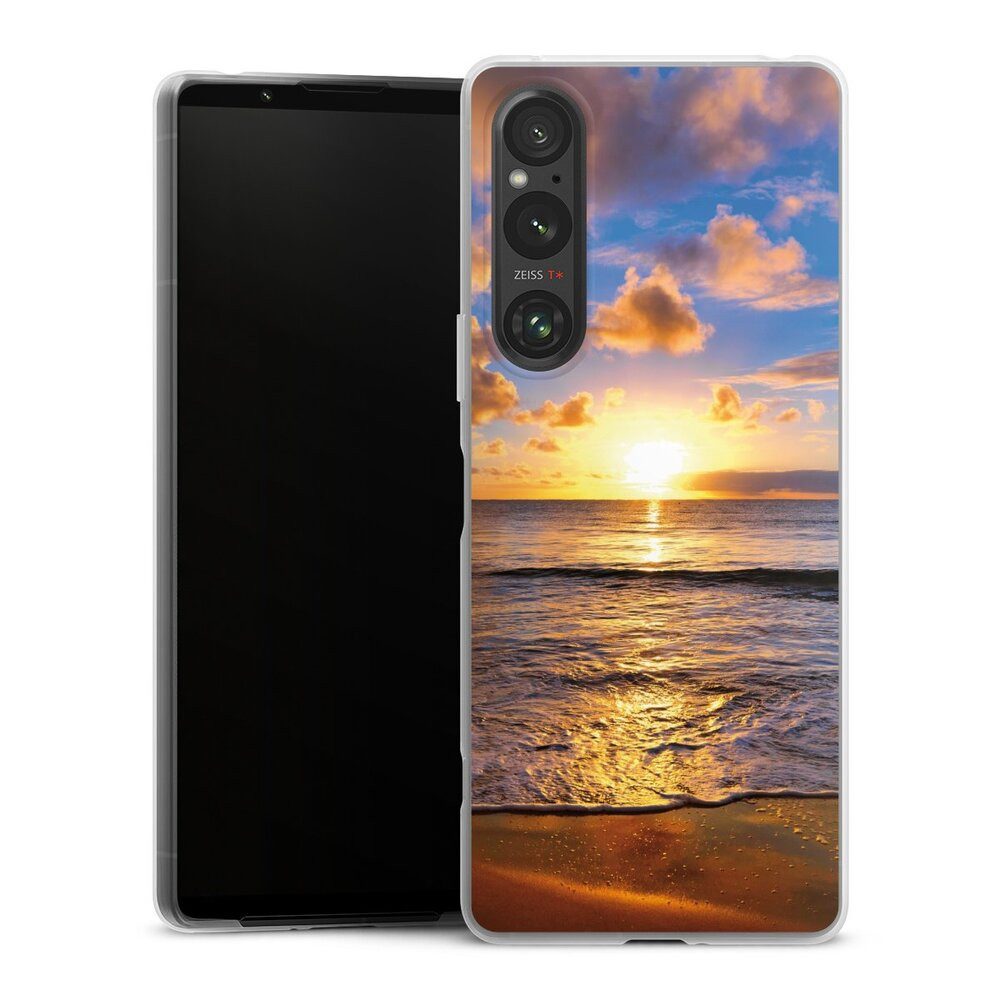 DeinDesign Handyhülle Meer Sonnenuntergang Strand Strand, Sony Xperia 1 V Slim Case Silikon Hülle Ultra Dünn Schutzhülle