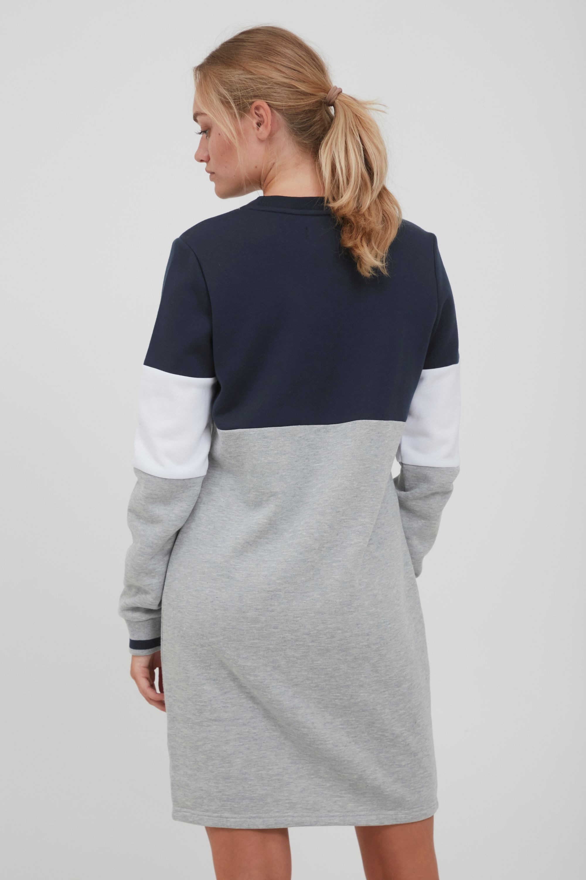 OXMO Sweatkleid OXSweat Sweatkleid in Colourblock-Optik