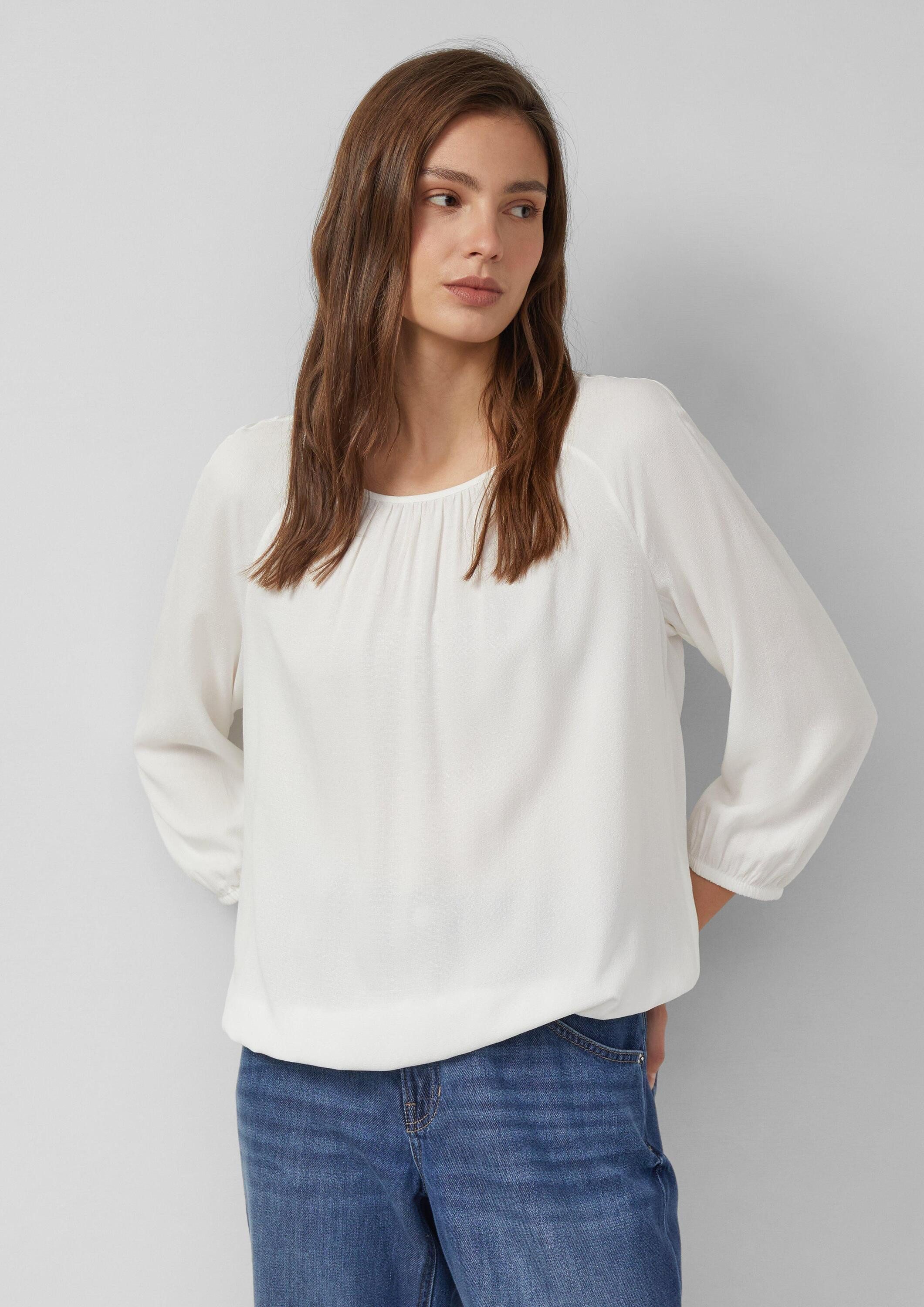 s.Oliver Kurzarmbluse Bluse Strukturierte Viskose-Bluse mit Raff-Details