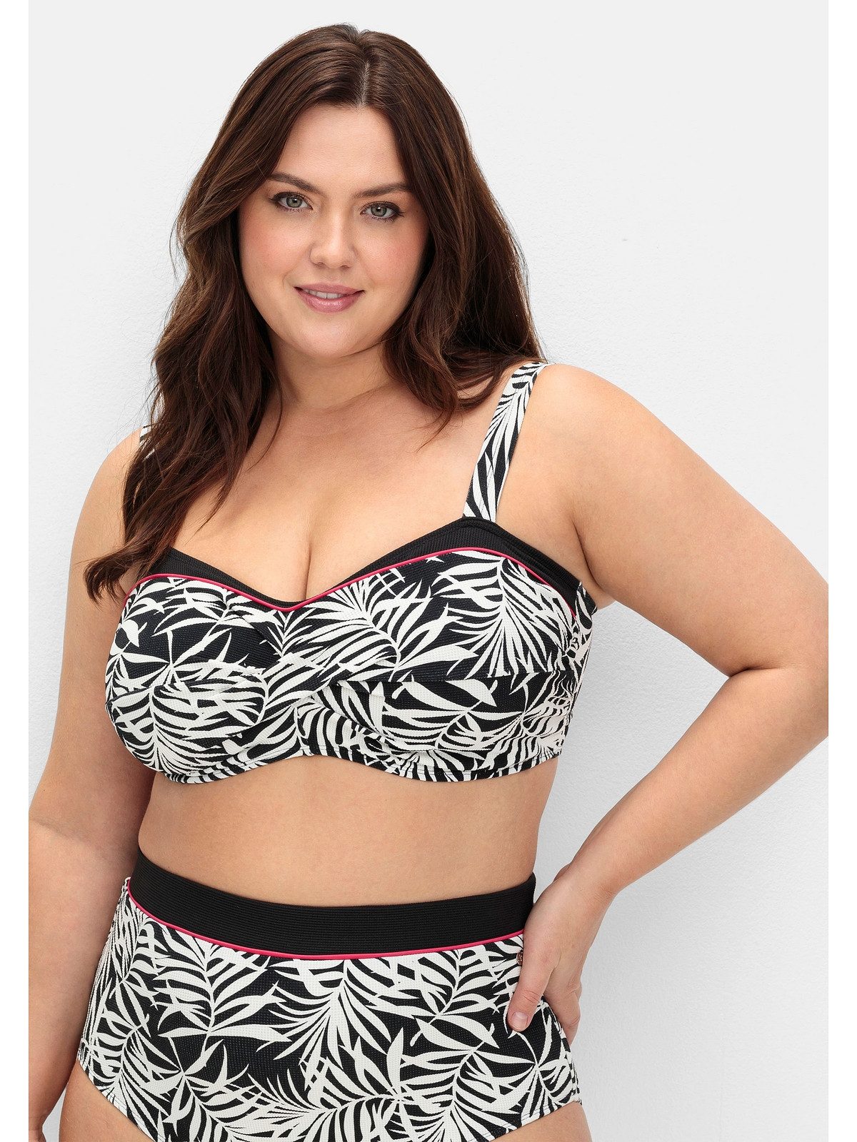 Sheego Bügel-Bikini-Top Große Größen, in Wickeloptik, mit Blätterprint