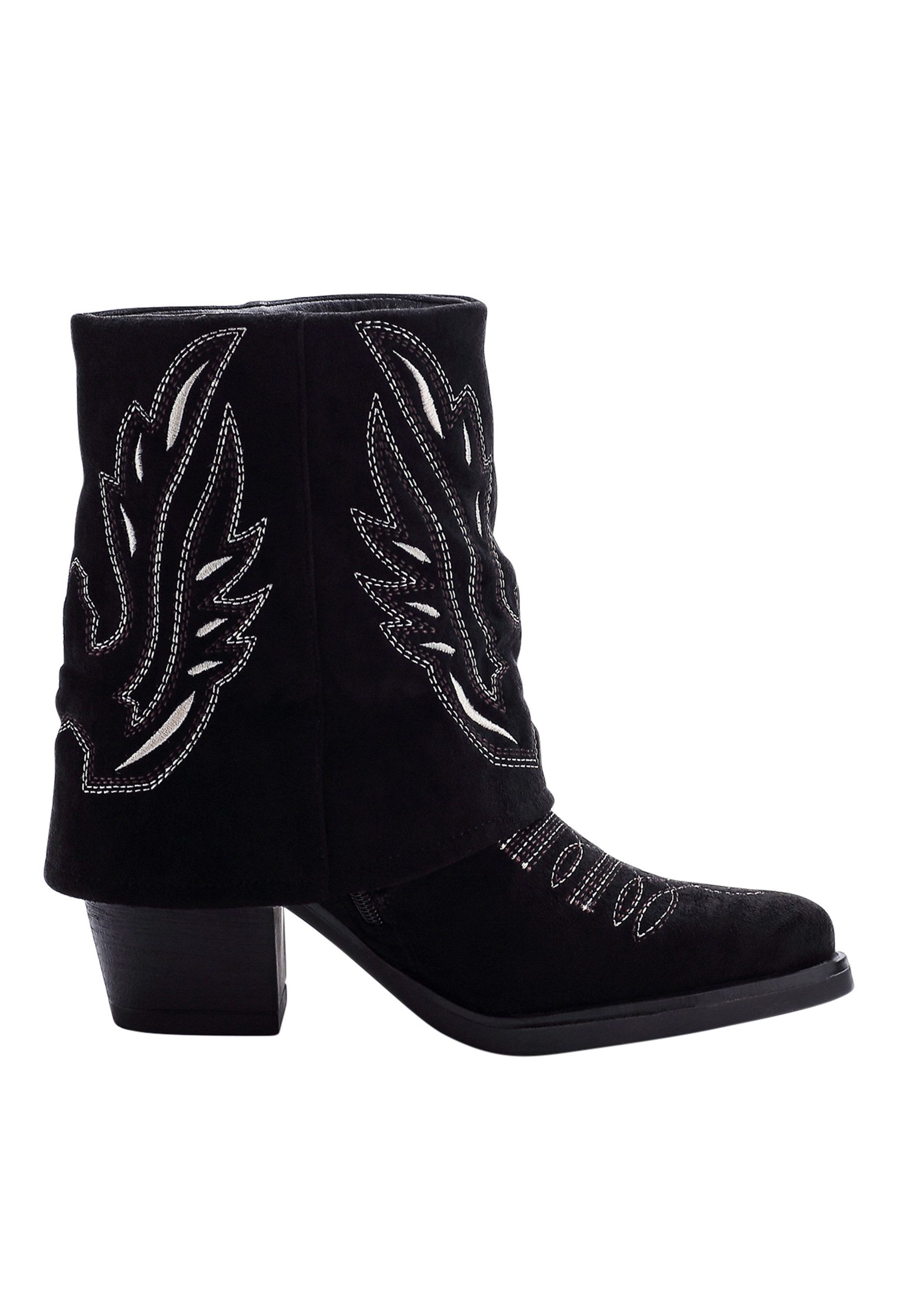Elara Stiefel Stiefel