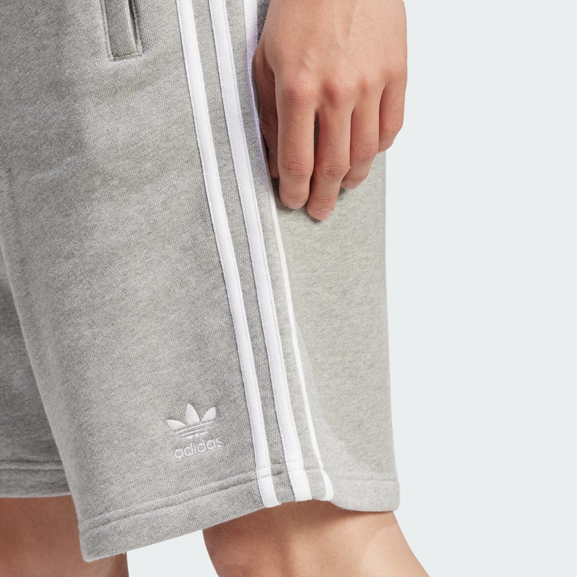 adidas Originals Grey ADICOLOR Medium Heather Shorts SHORTS 3-STREIFEN