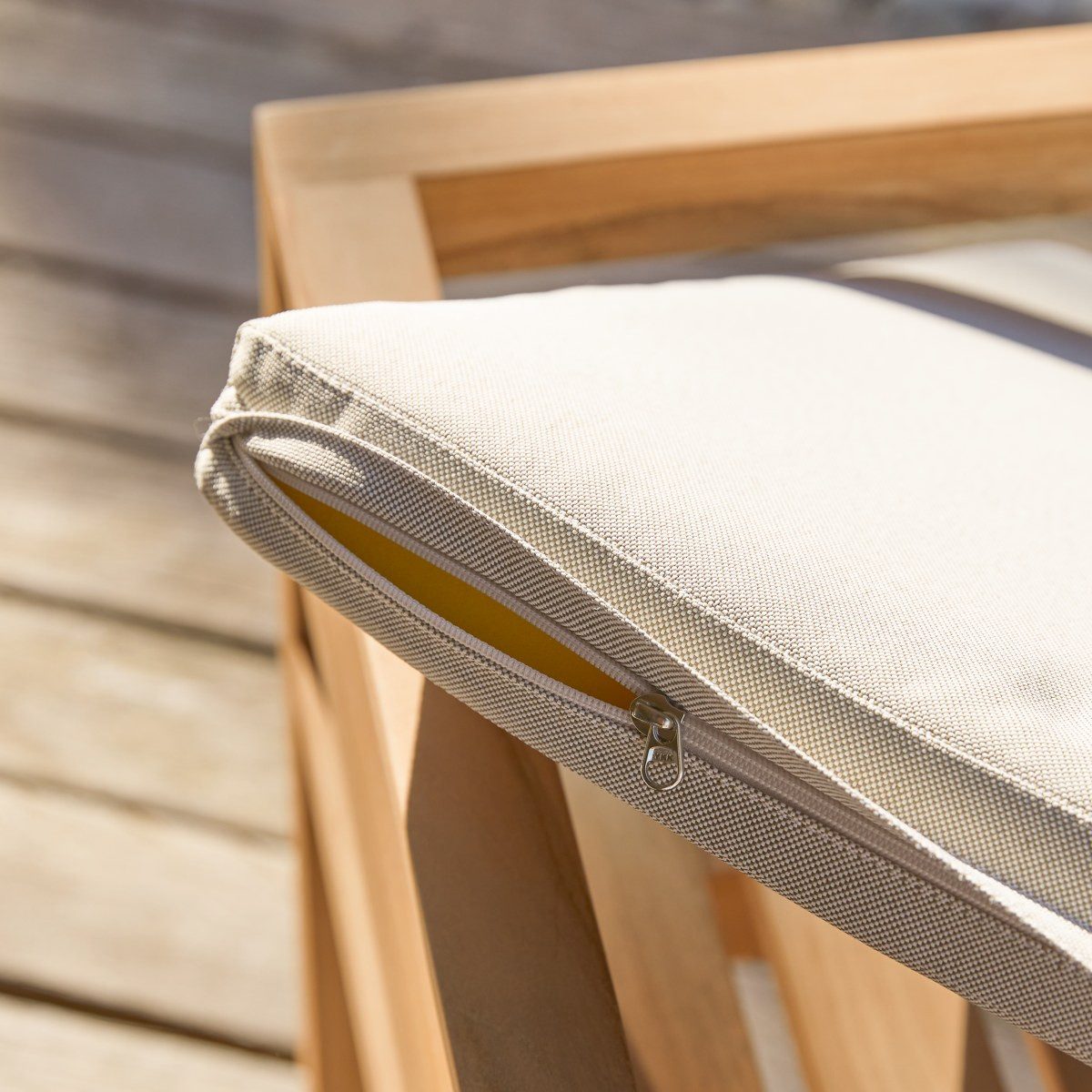 Tikamoon Gartenstuhl Gartenstuhl Noah aus massivem Teakholz