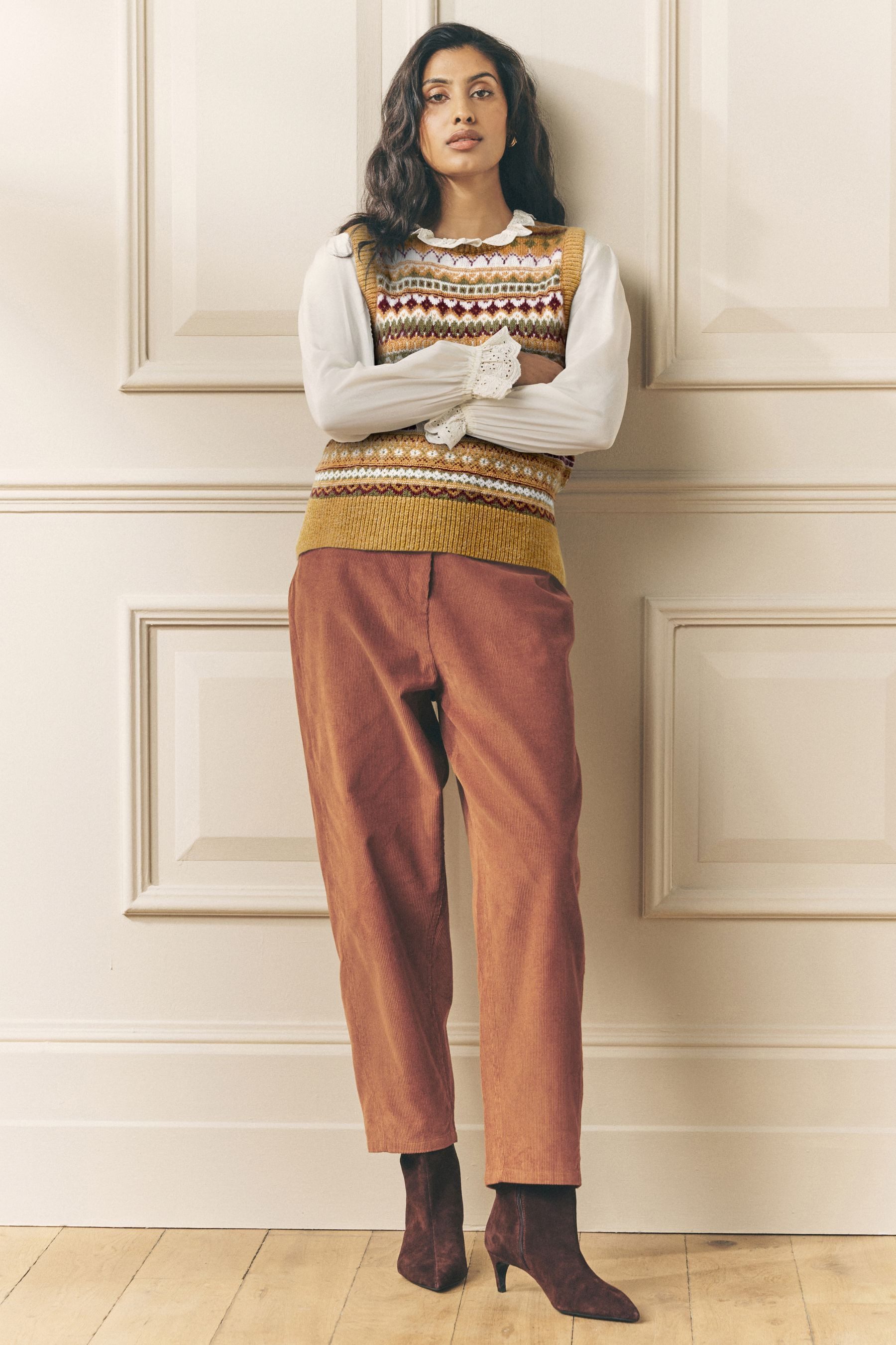 LAURA ASHLEY Cordhose Laura Ashley lässige Cordhose mit Barrel-Bein (1-tlg)