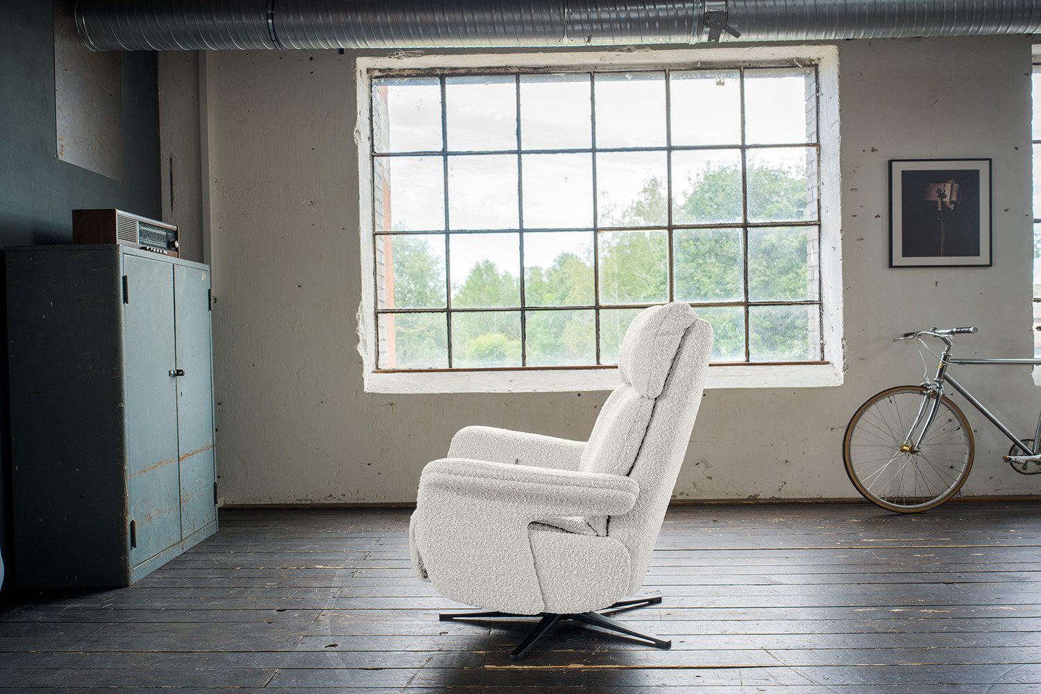 KAWOLA Relaxsessel NAMA Komfort Drehsessel – Bouclé Stoff hellgrau - Bequem, 360° drehbar, Relaxfunktion, verstellbare Kopfstütze