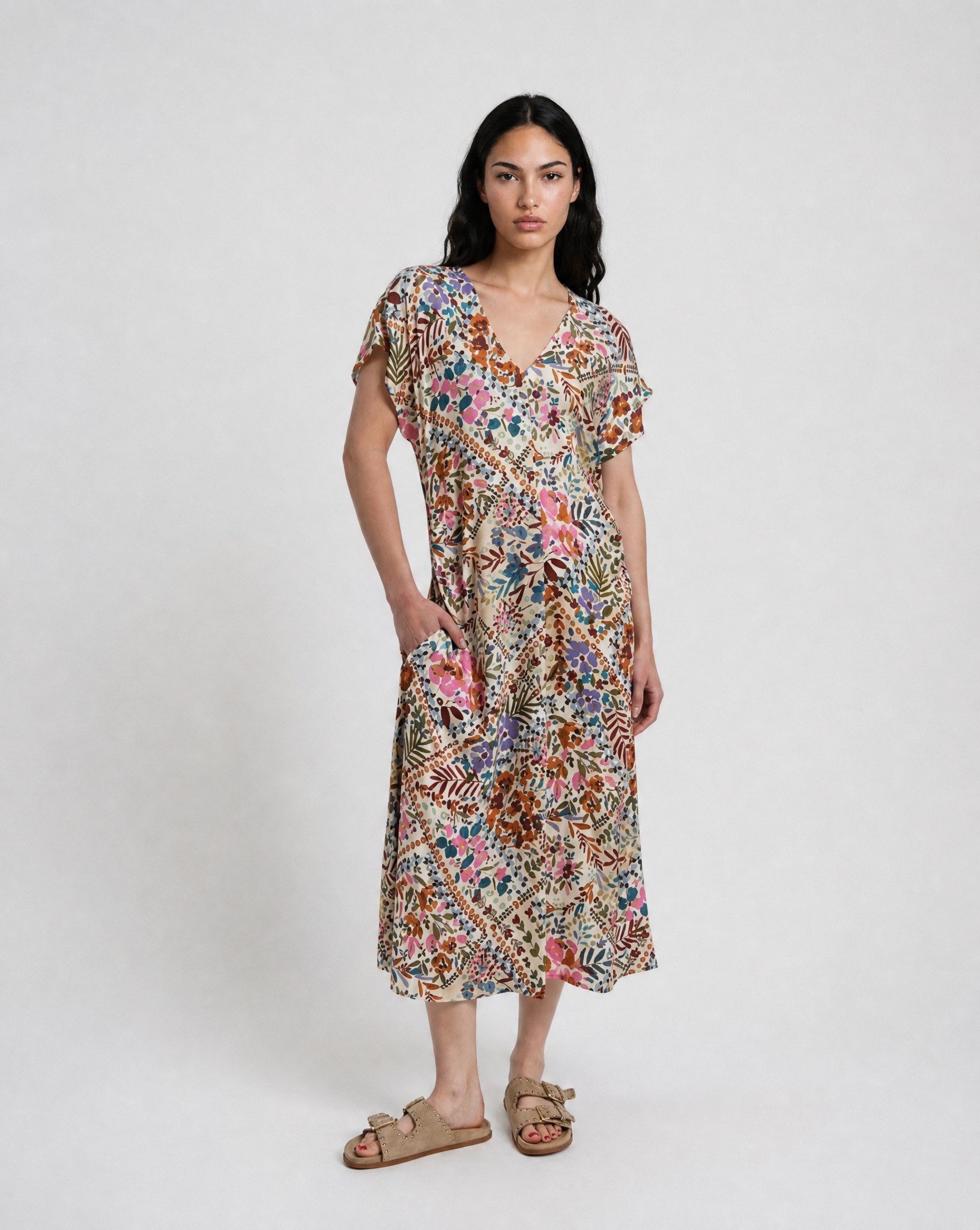Smith & Soul Midikleid mit Allover-Print, V-Ausschnitt