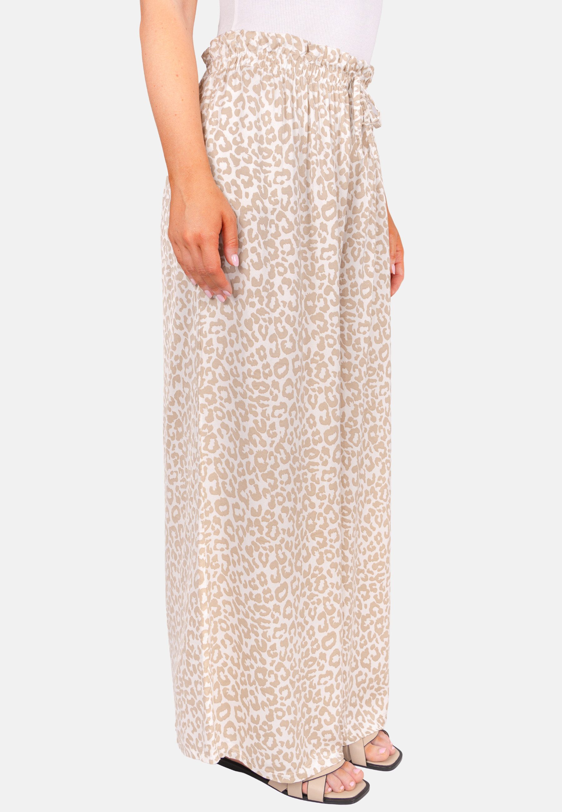 Seasons of April Palazzohose PENELOPE (1-tlg) Leo Hose Damen, Weit, aus Satin, Animal Print, Palazzo Penelope