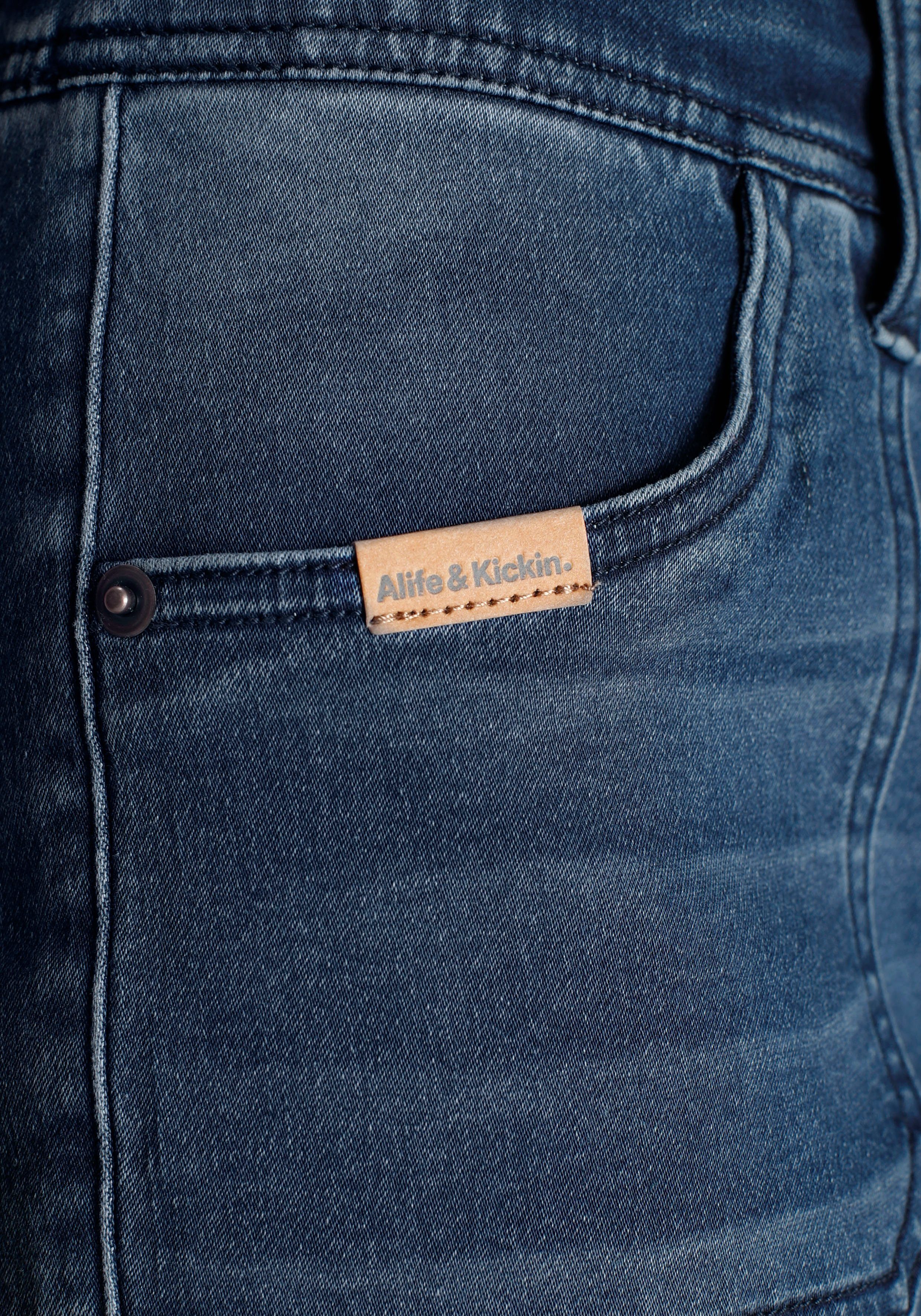 KOLLEKTION & NEUE Jogg-Jeansbermudas Alife AlbaAK Kickin used dark blue